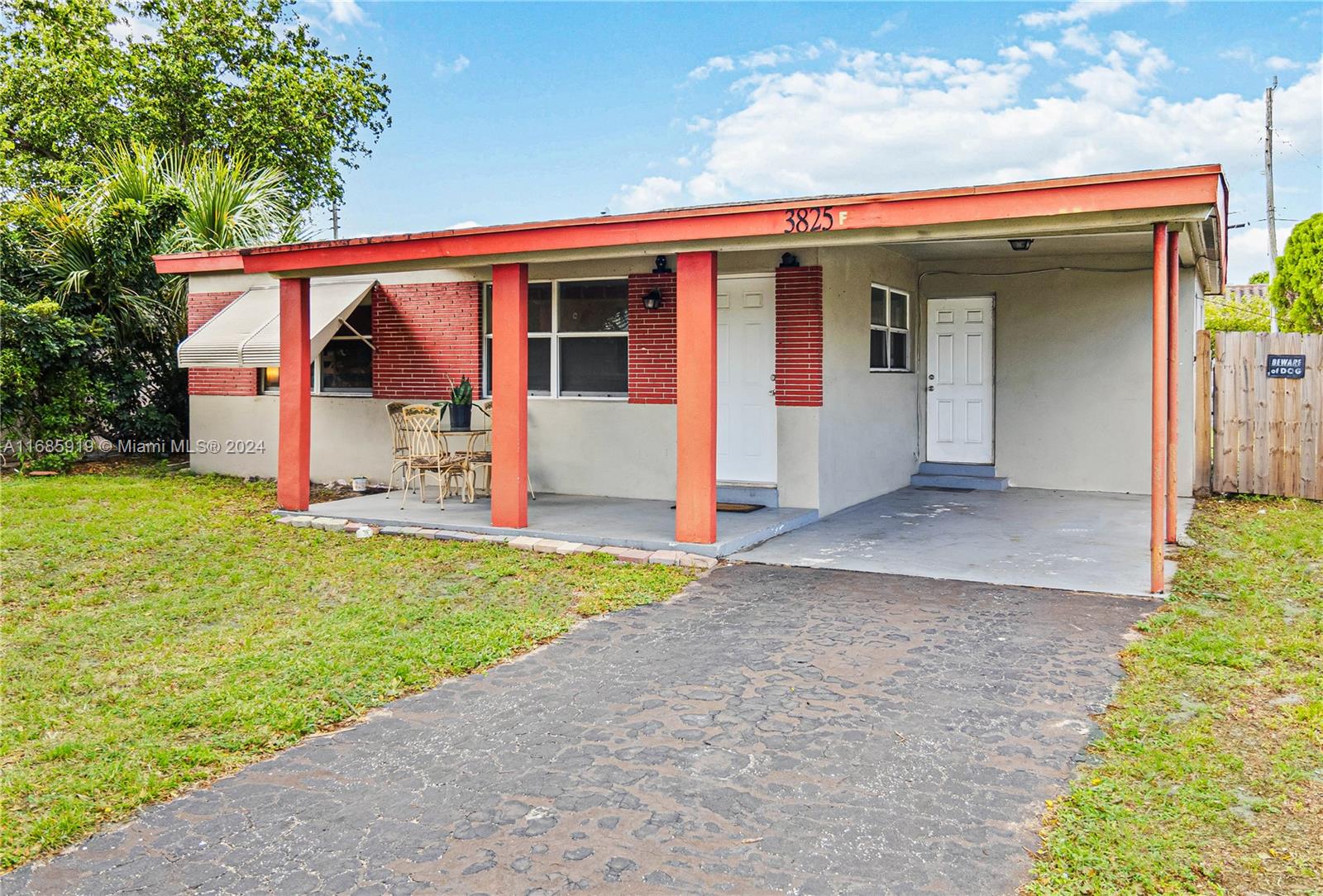 3825 NE 16th Ter