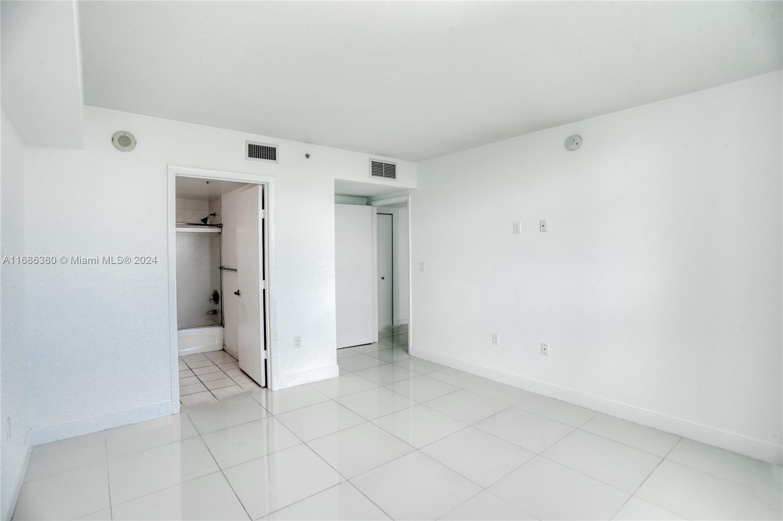 1861 NW S River Dr # 1209