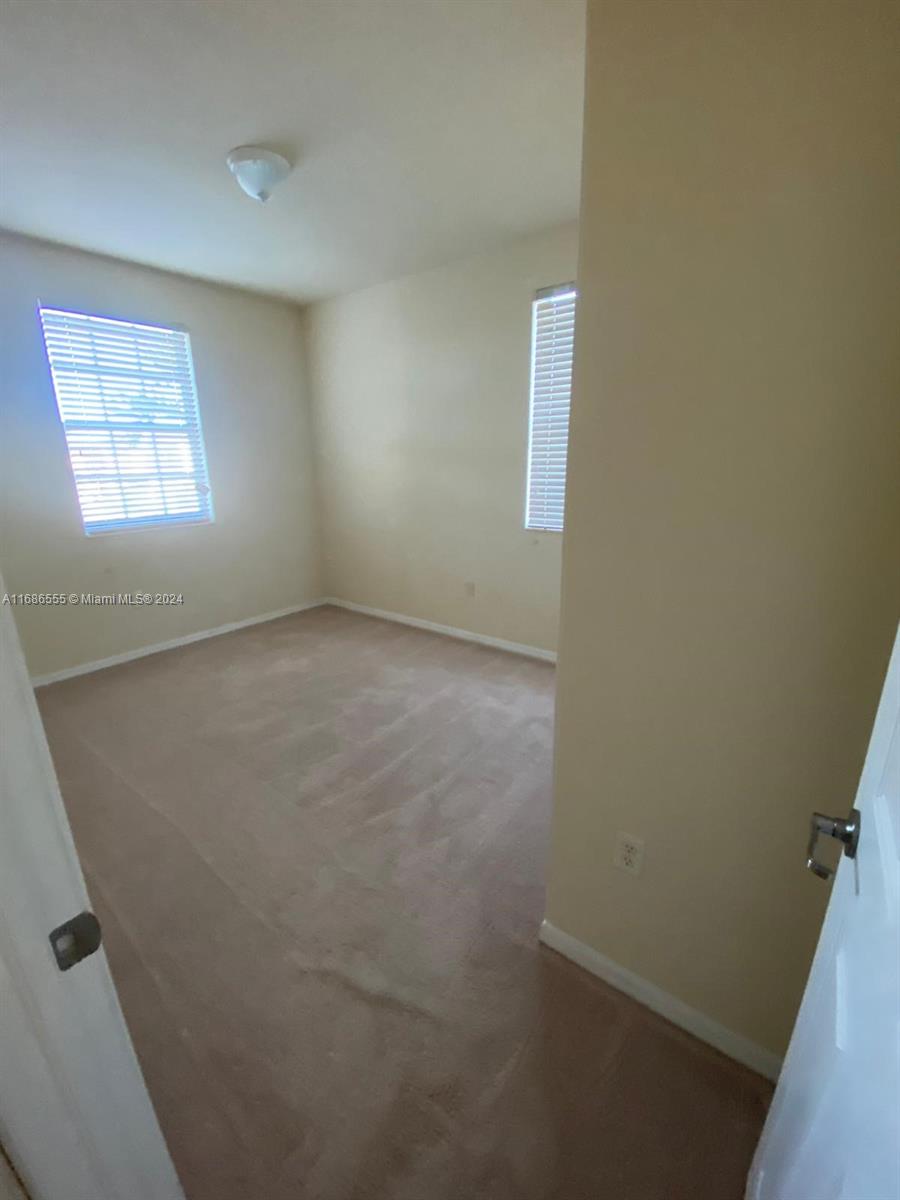 11886 SW 152nd Pl # 11886
