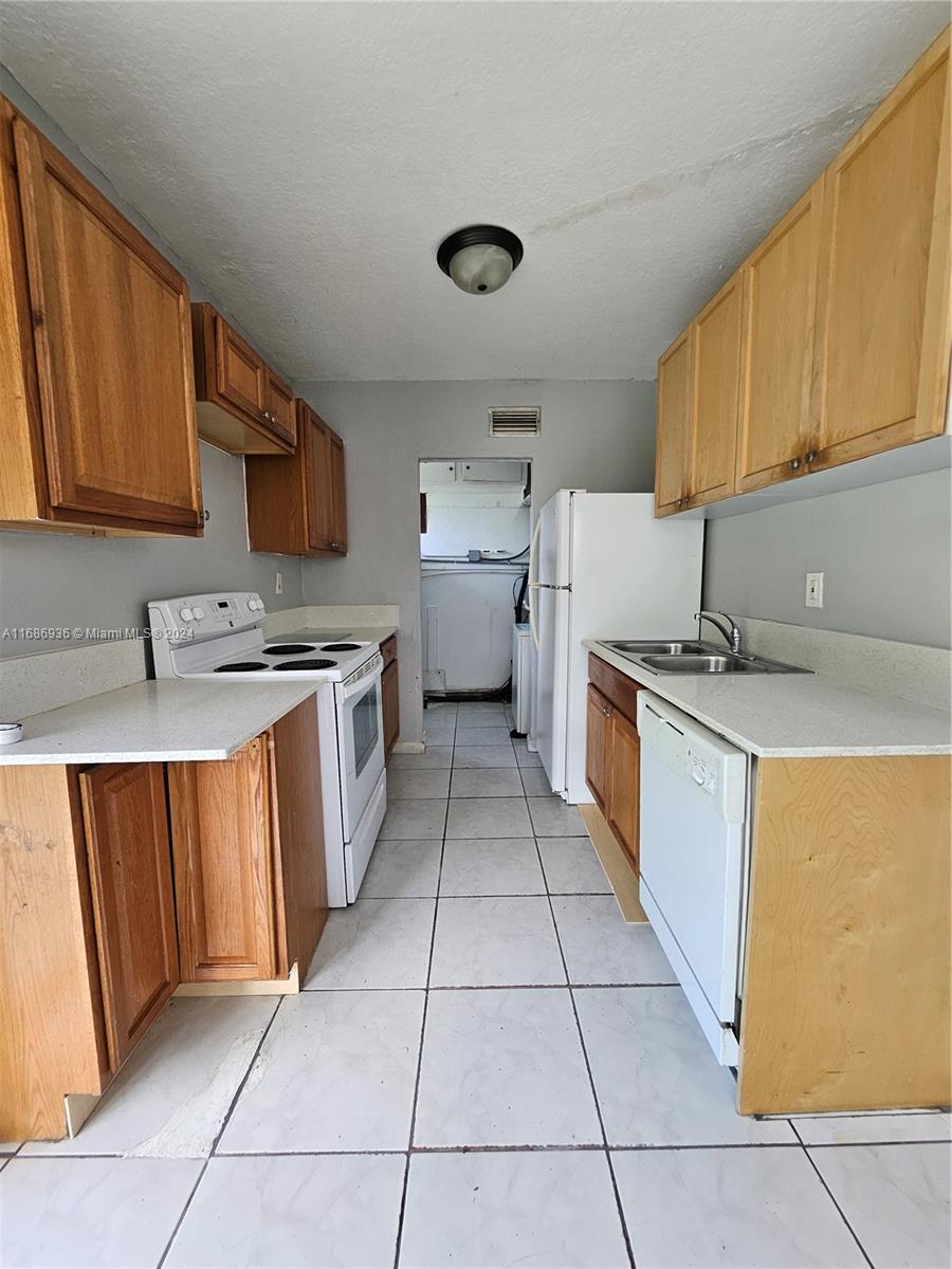 701 N 70th Ave # 0
