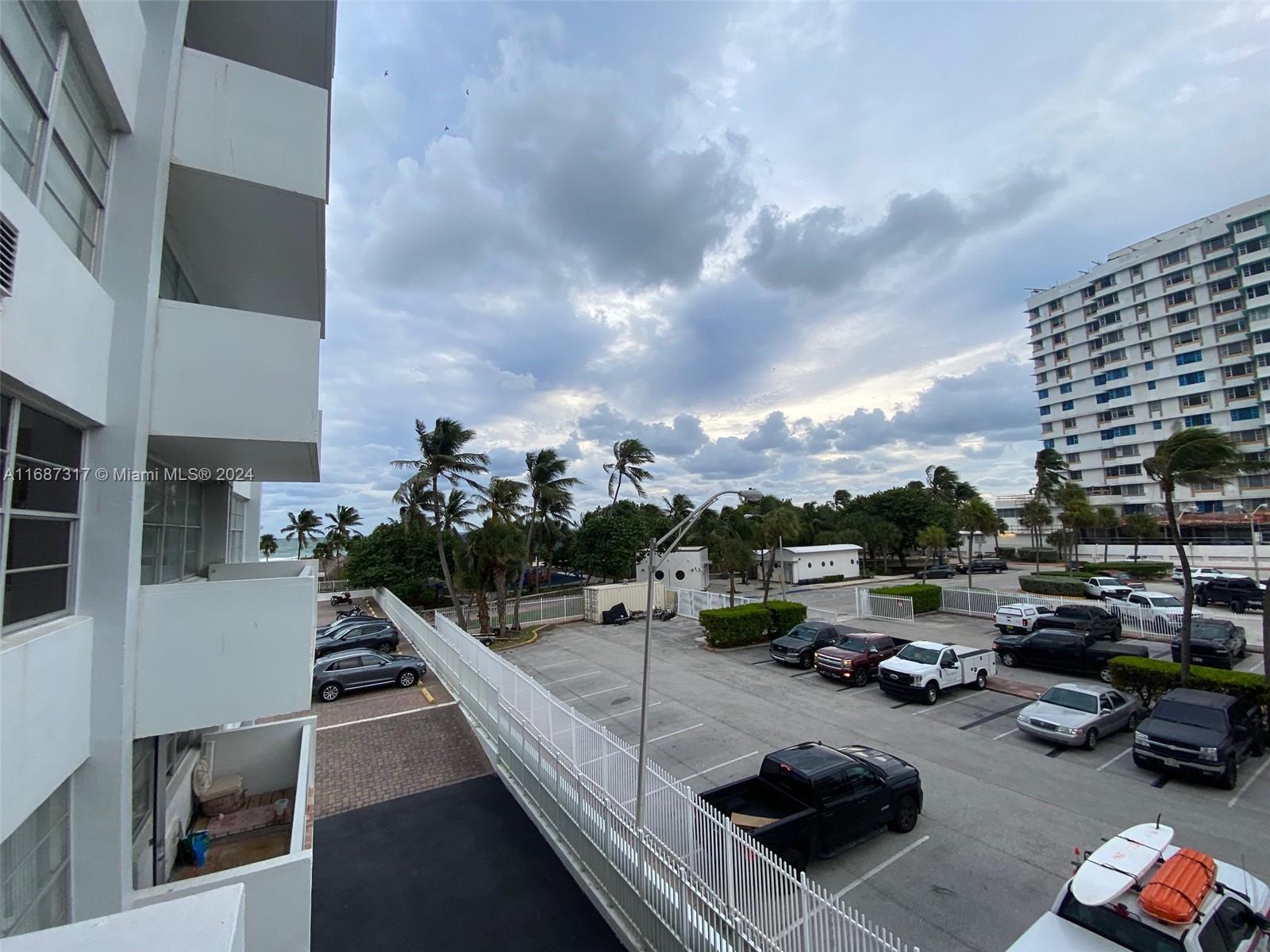 5313 Collins Ave # 310