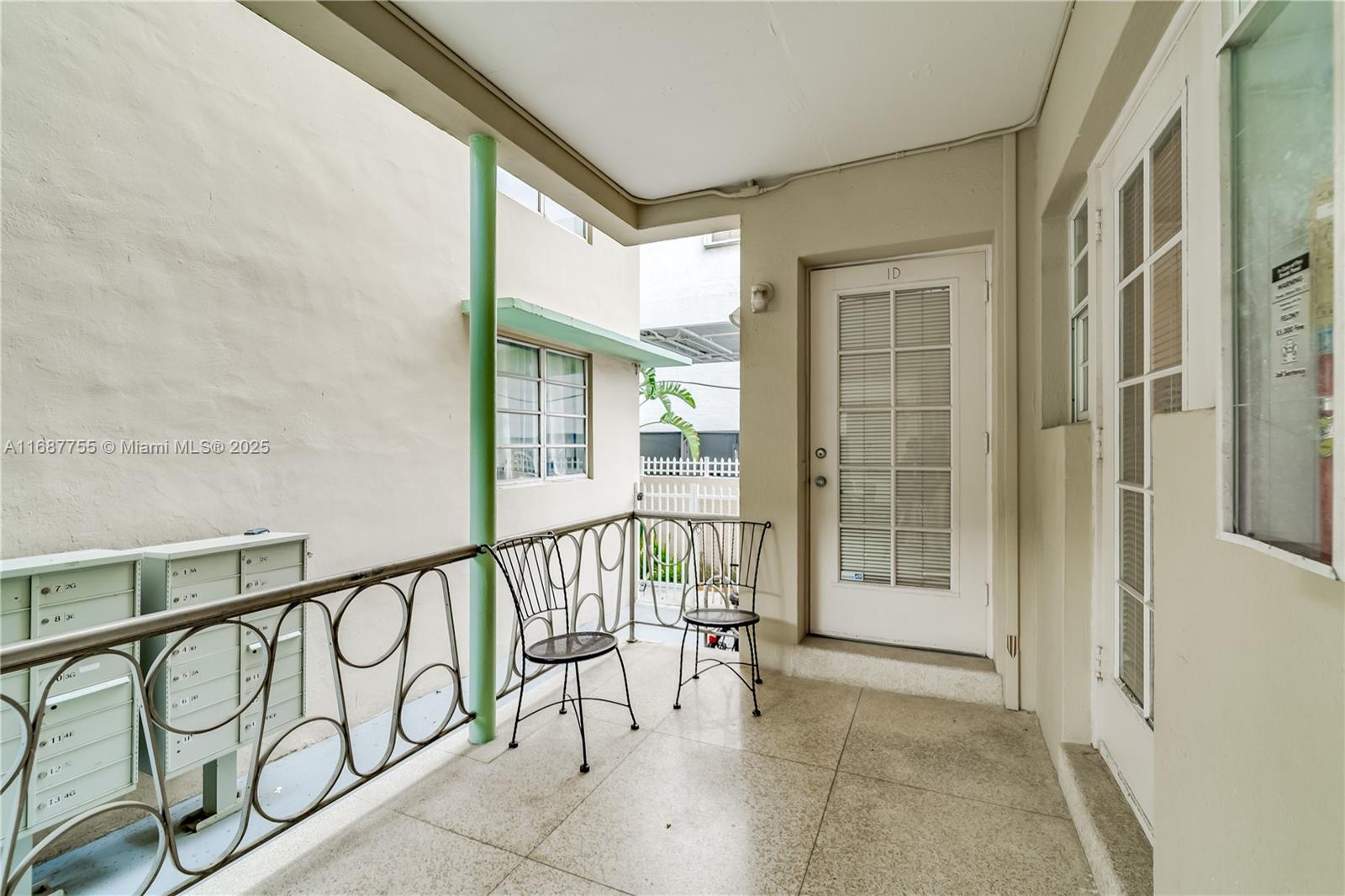 1755 Washington Ave # 1D