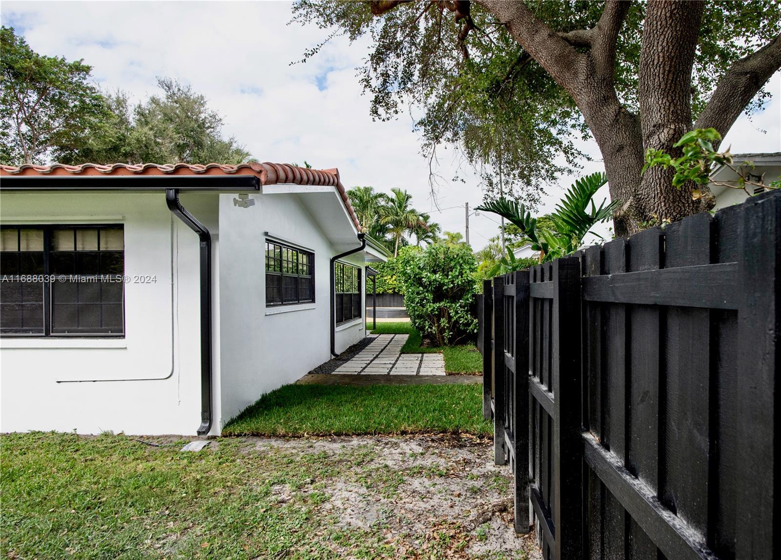 10101 NW Miami Ct # 0
