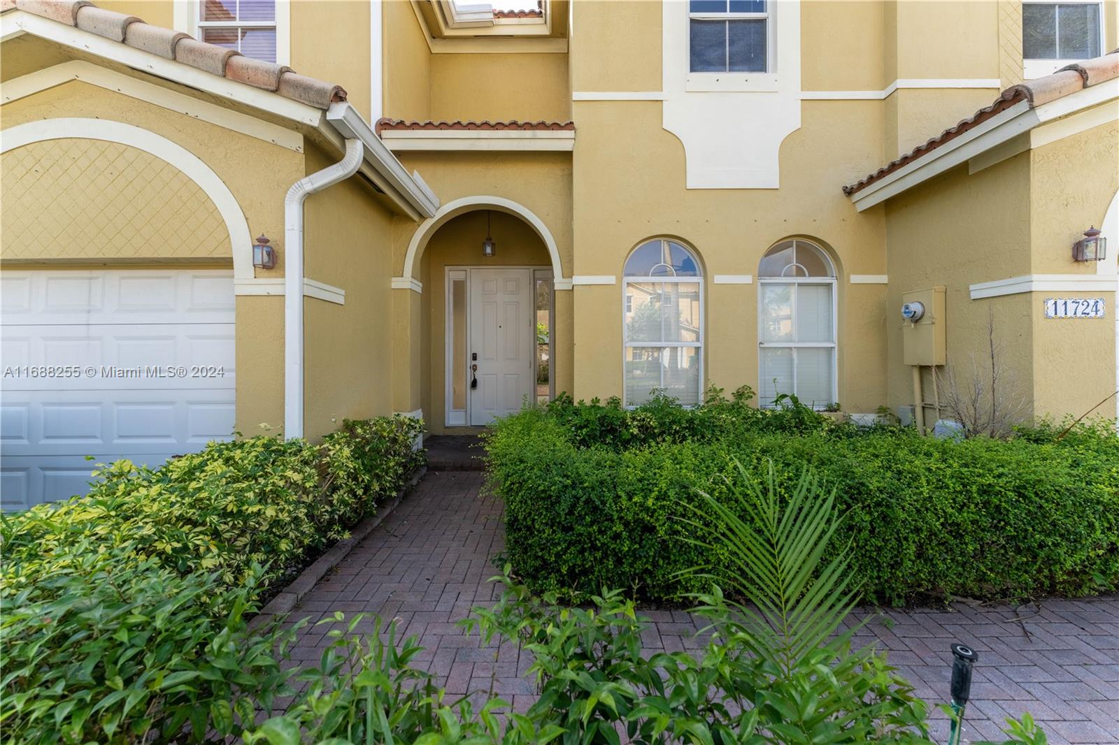 11724 SW 137th Path # 11724