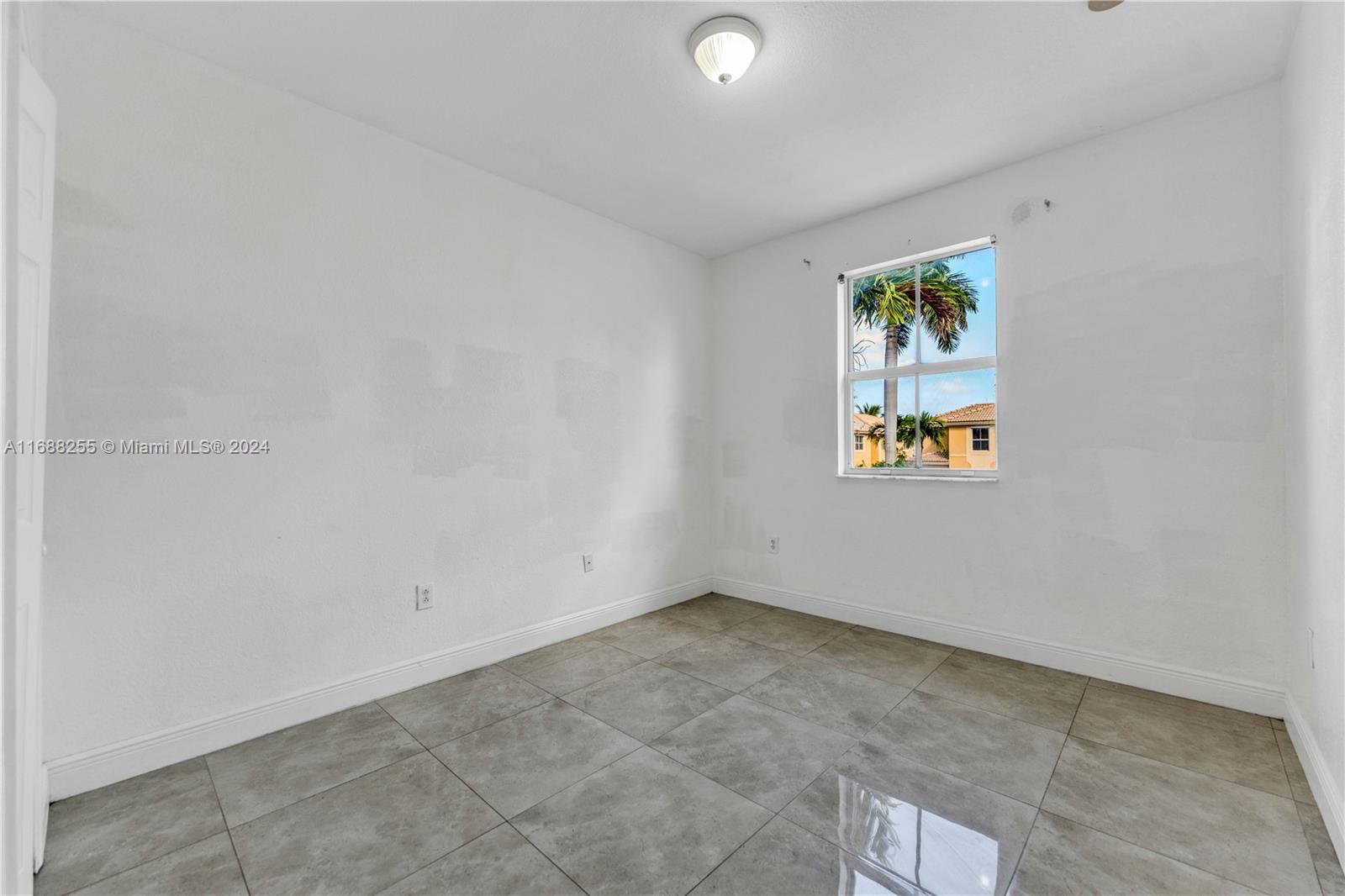 11724 SW 137th Path # 11724