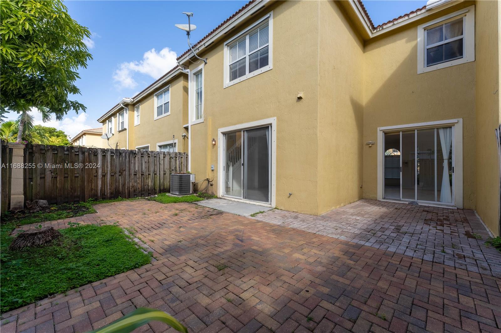11724 SW 137th Path # 11724