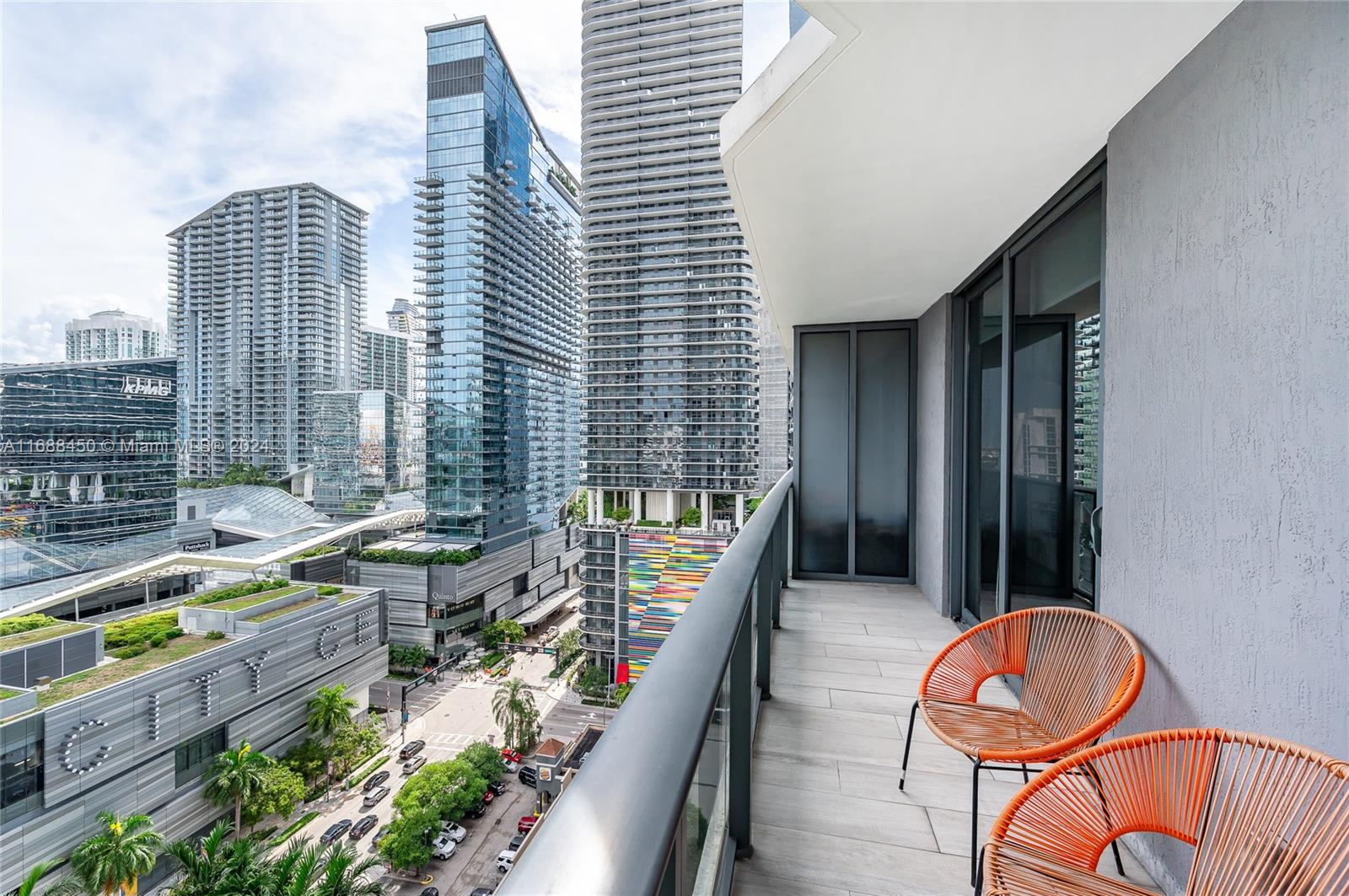 55 SW 9th St # 1610