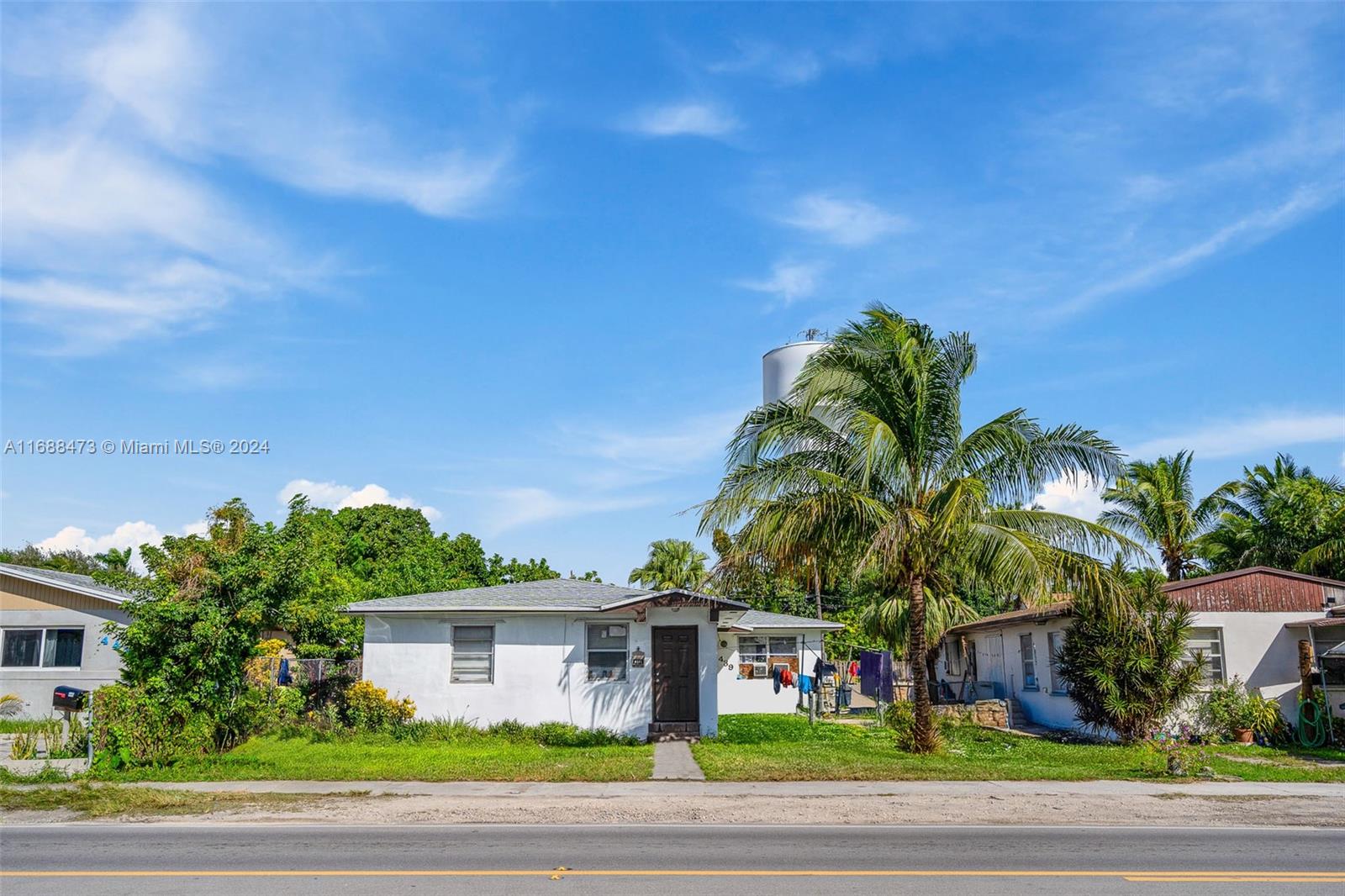 437 NW 8th St