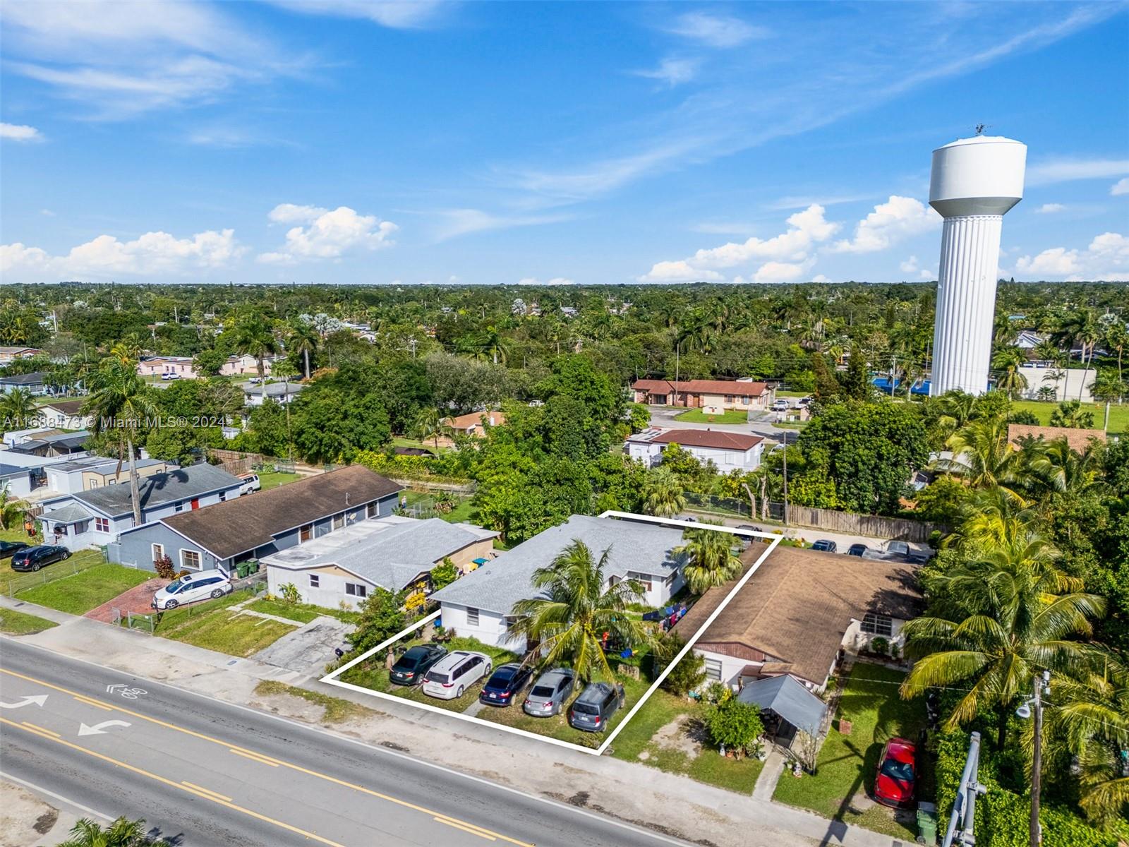 437 NW 8th St