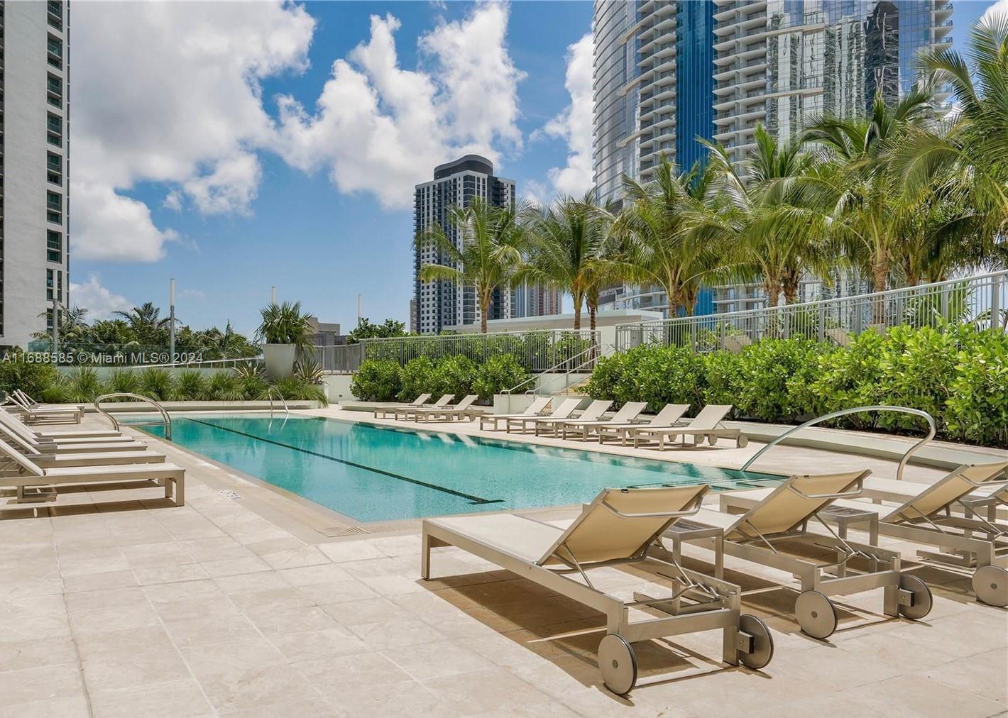 900 Biscayne Blvd # 5809