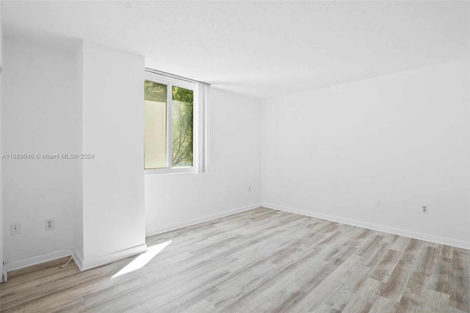 800 N Miami Ave Unit: E-205