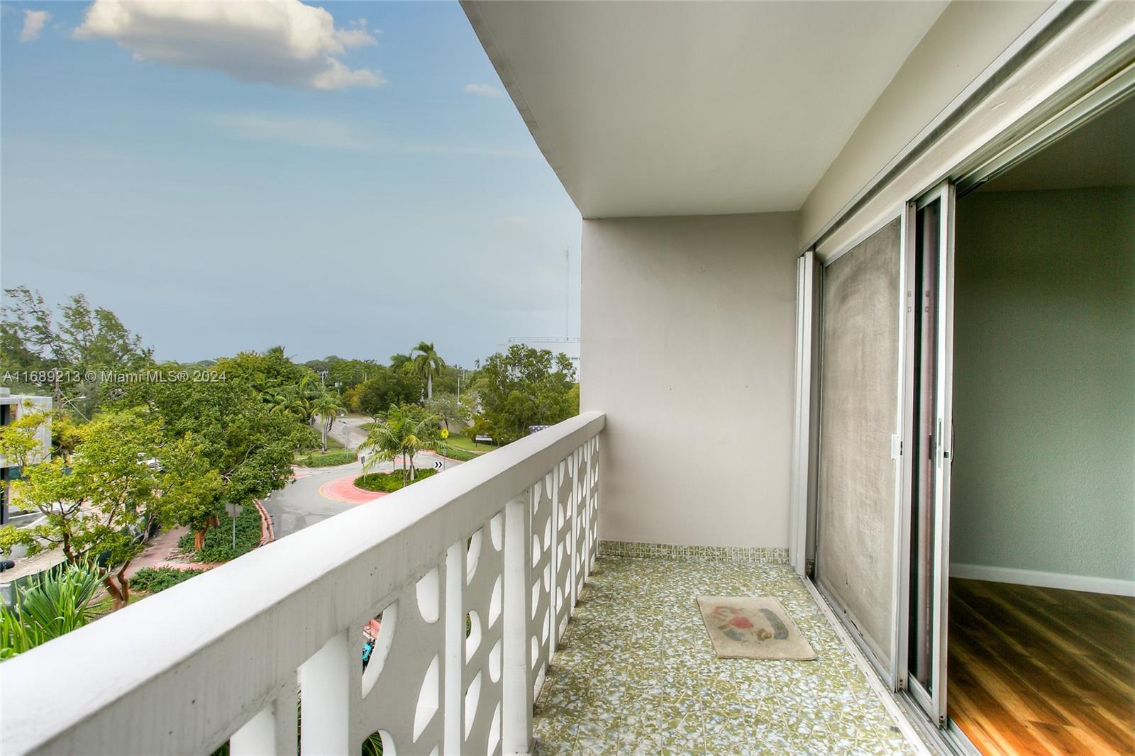 4141 Nautilus Dr # 4B