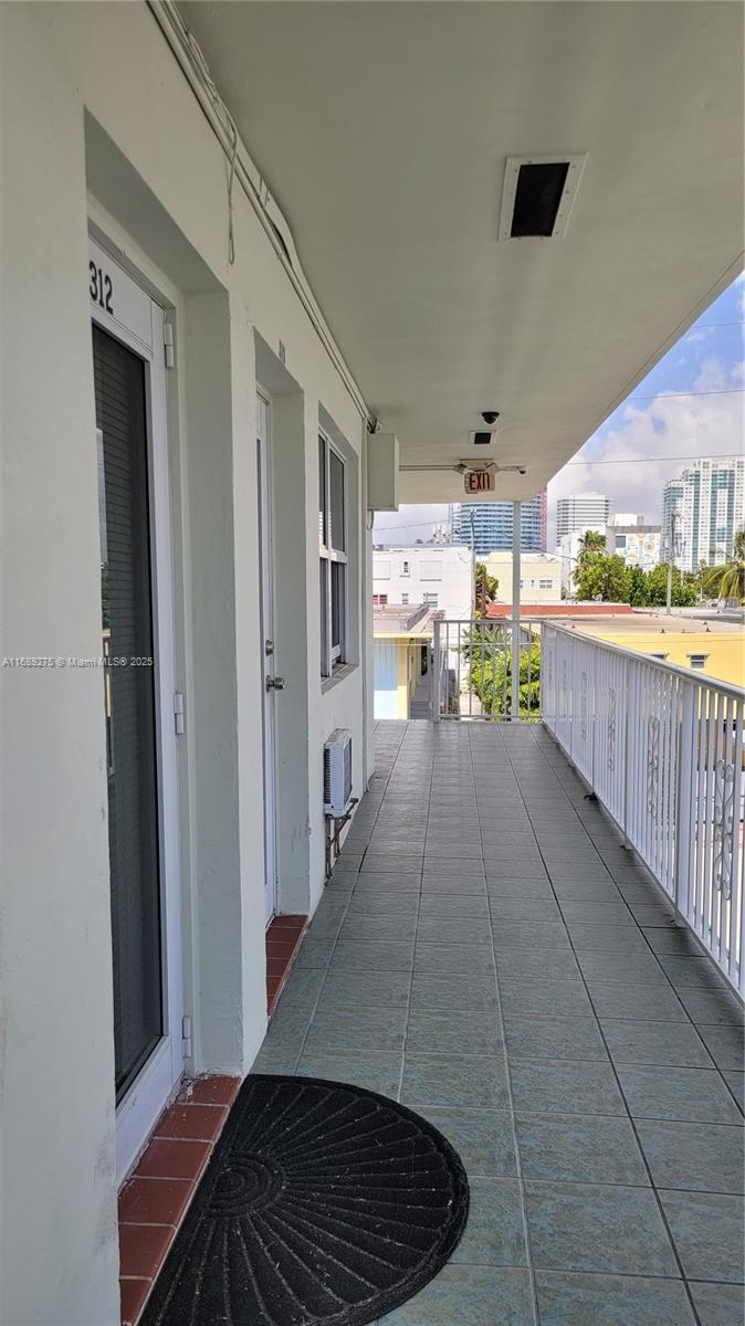 524 Washington Ave # 312