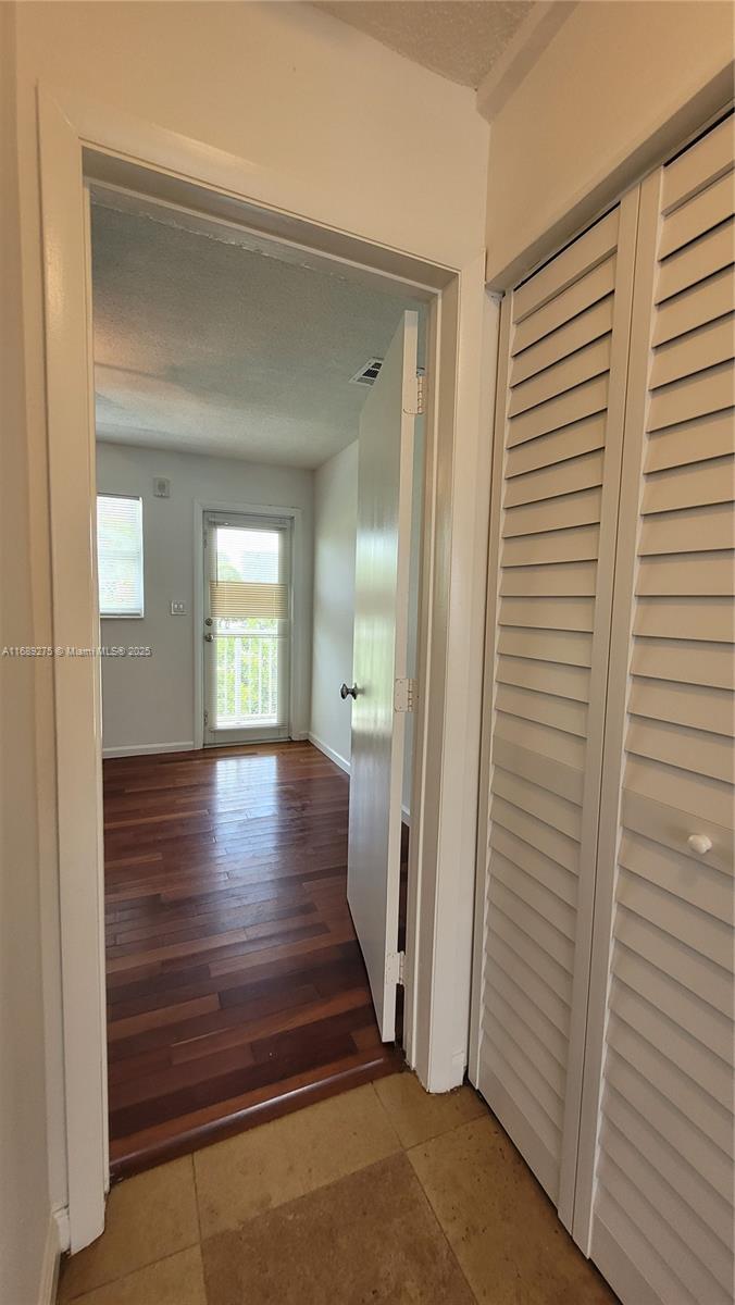 524 Washington Ave # 312