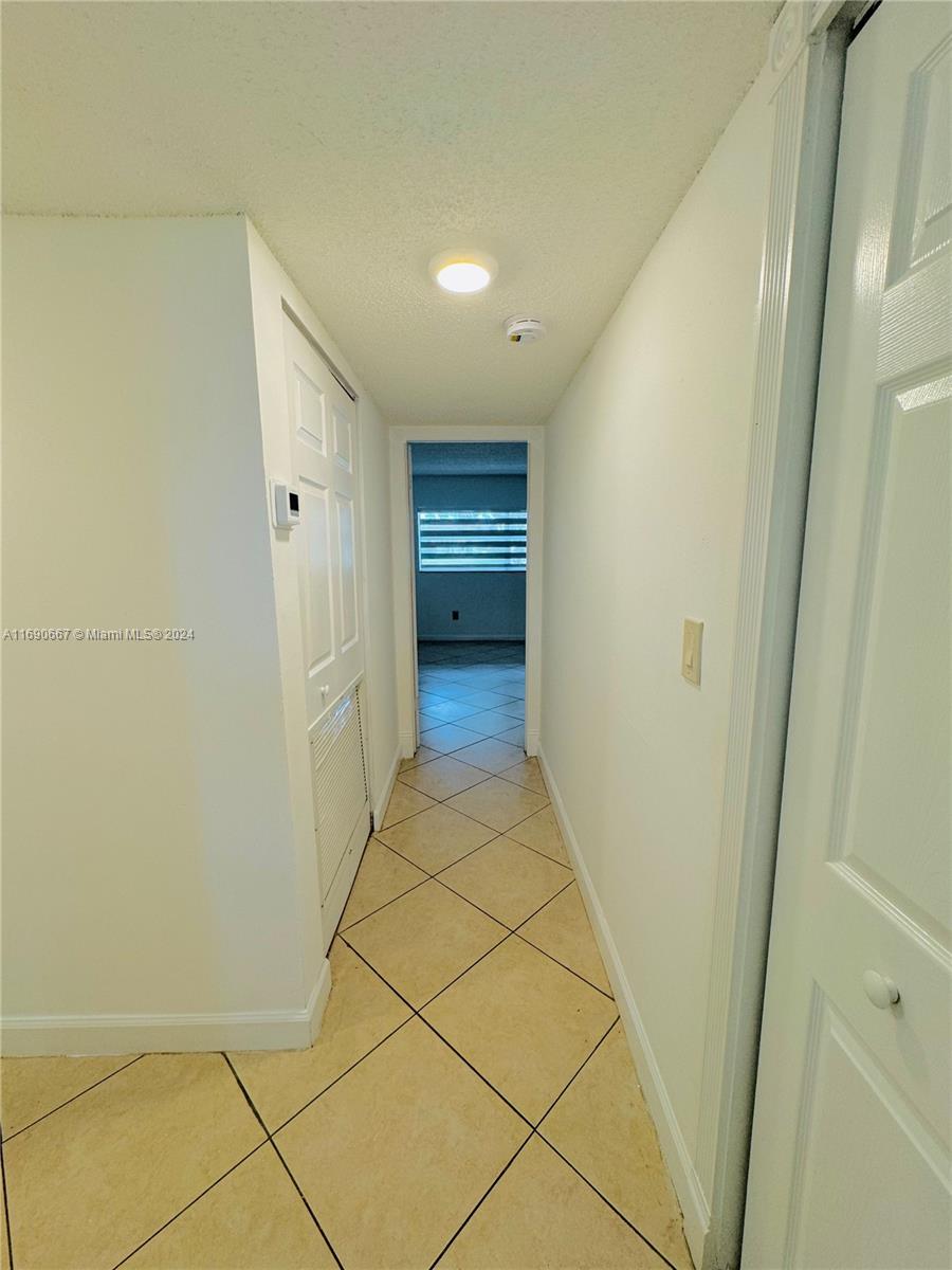9359 FONTAINEBLEAU BL # 106 Unit: F-106