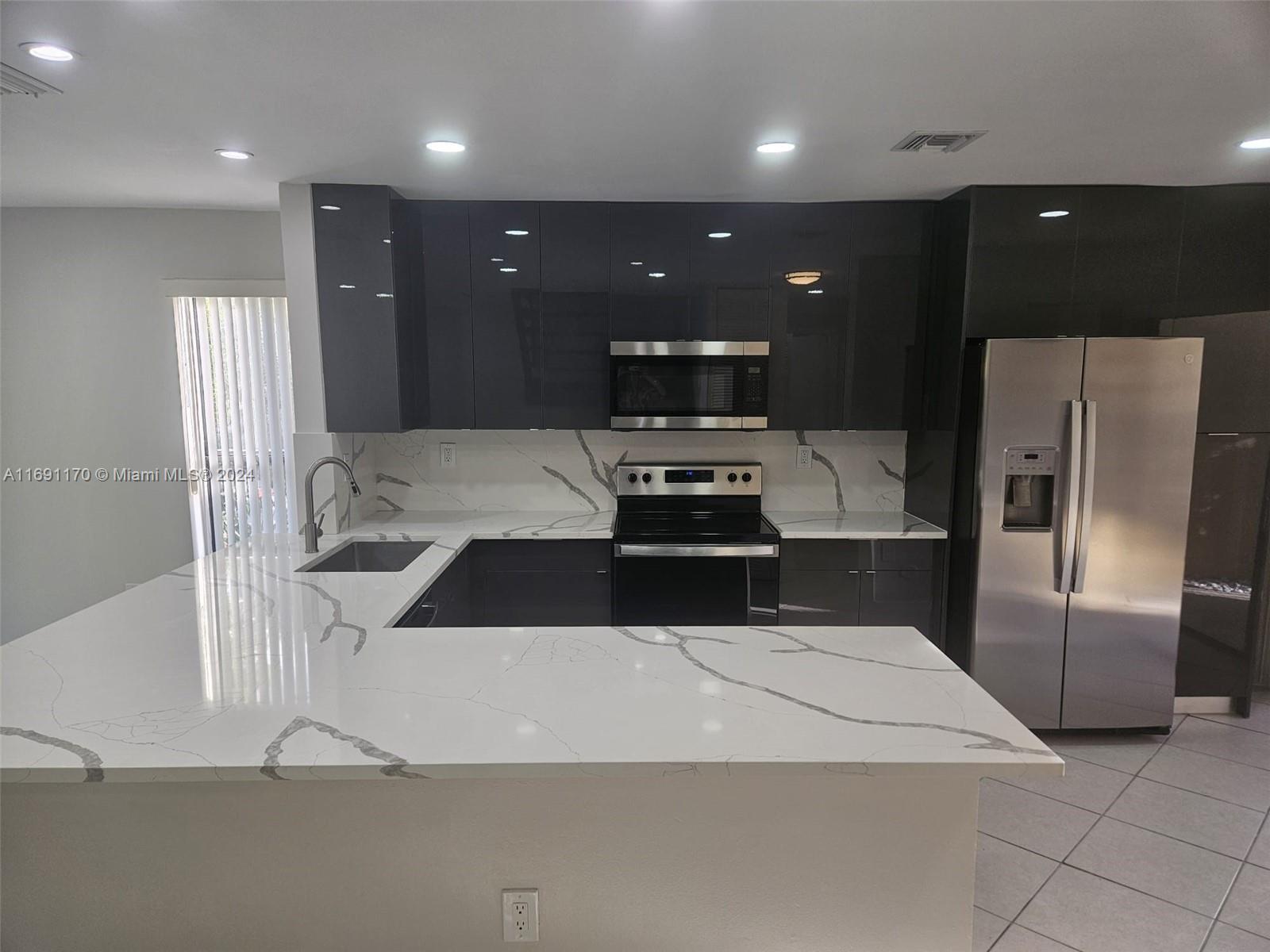 3985 Adra Ave # 55 Unit: E-55