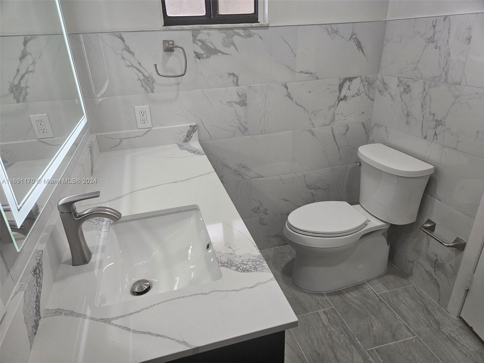 3985 Adra Ave # 55 Unit: E-55