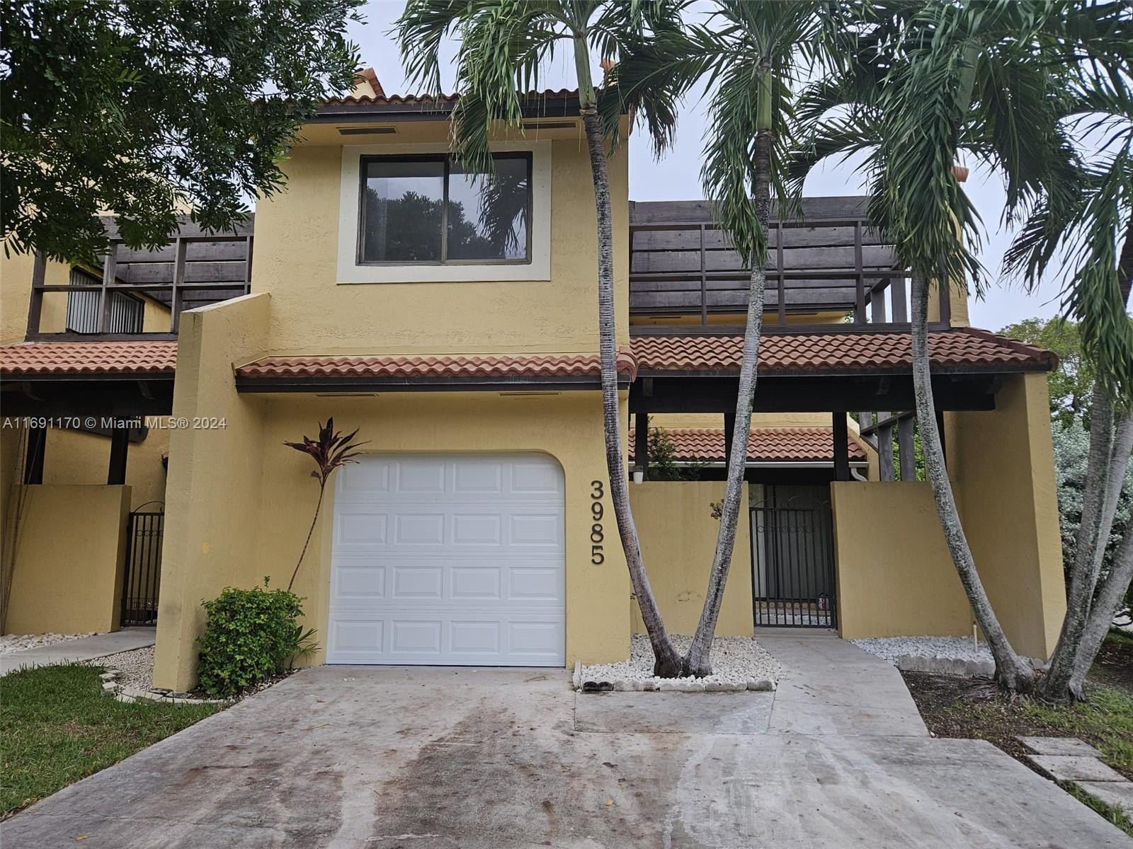 3985 Adra Ave # 55 Unit: E-55