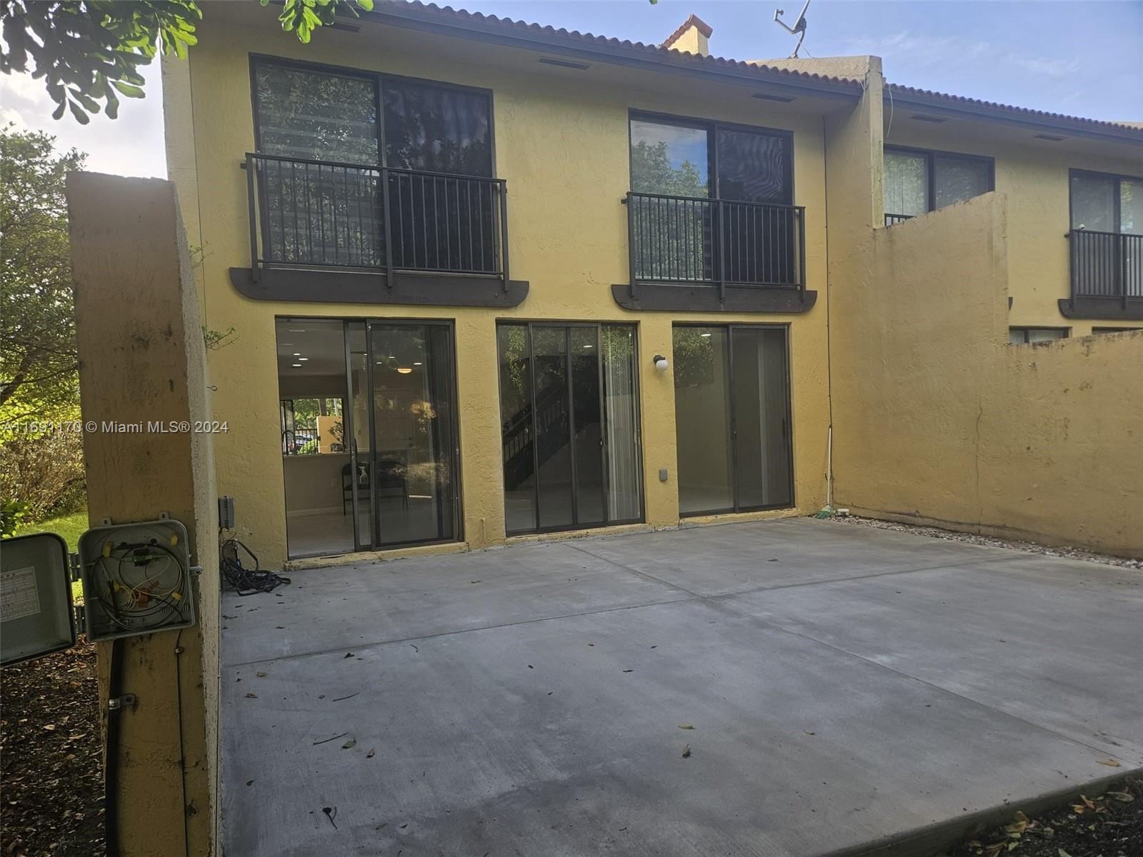 3985 Adra Ave # 55 Unit: E-55