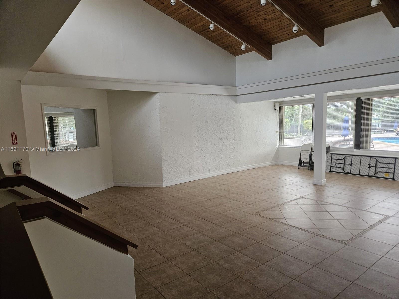 3985 Adra Ave # 55 Unit: E-55