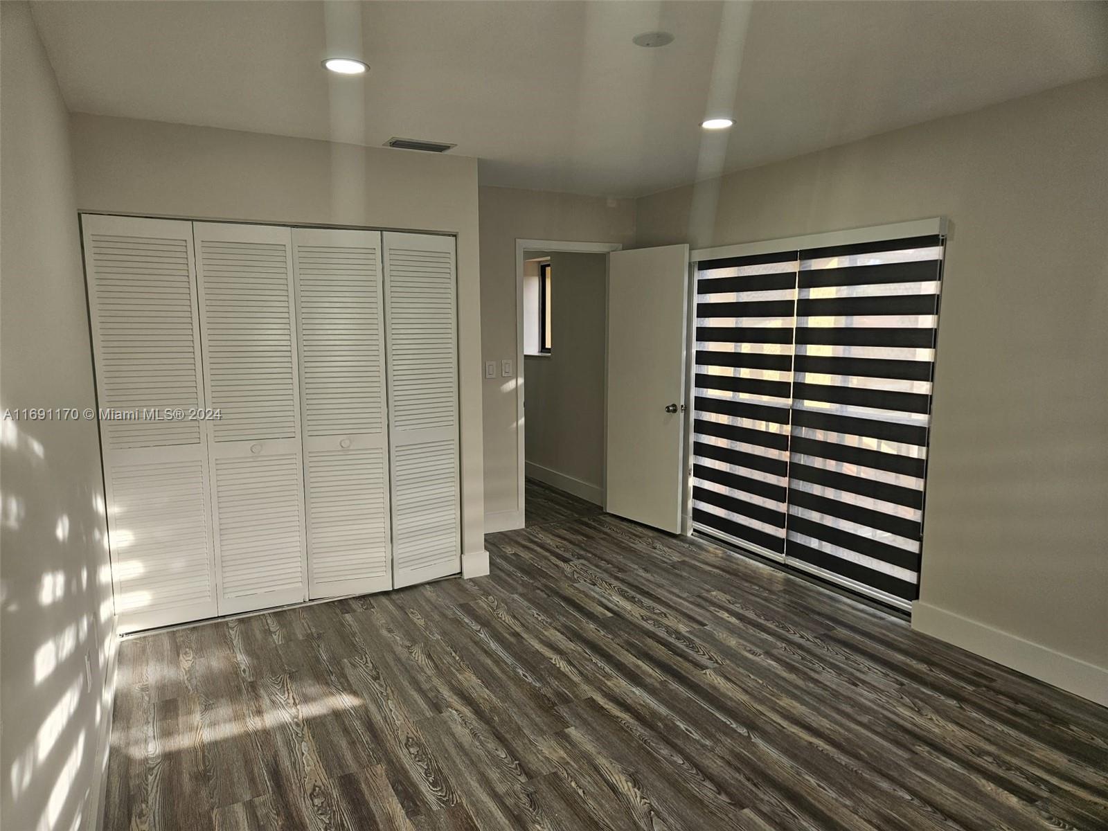 3985 Adra Ave # 55 Unit: E-55