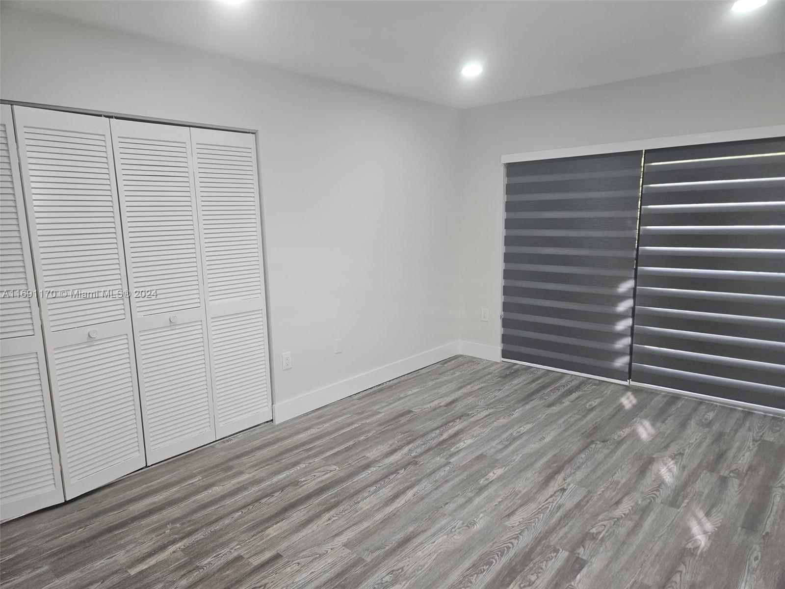 3985 Adra Ave # 55 Unit: E-55