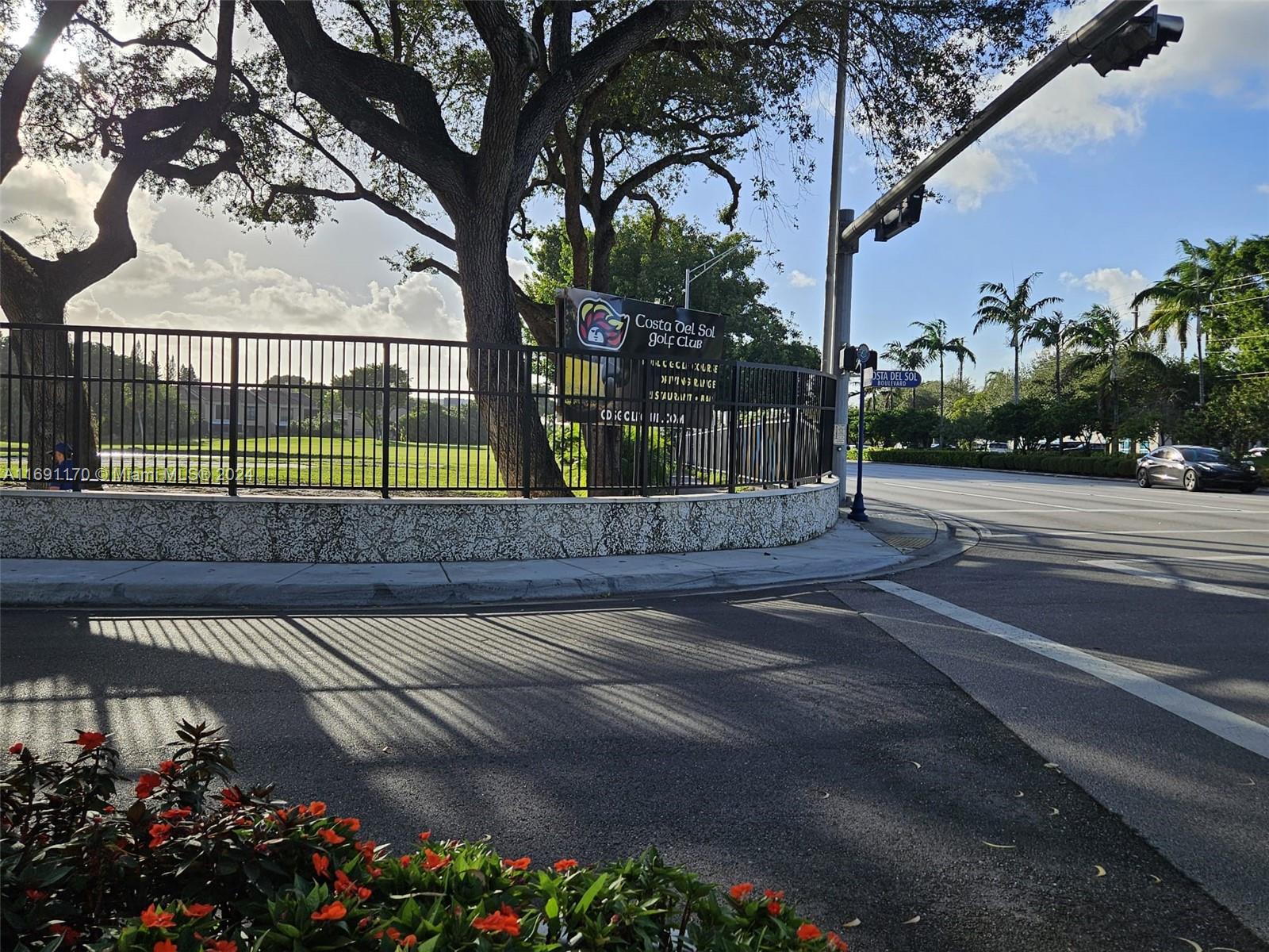 3985 Adra Ave # 55 Unit: E-55