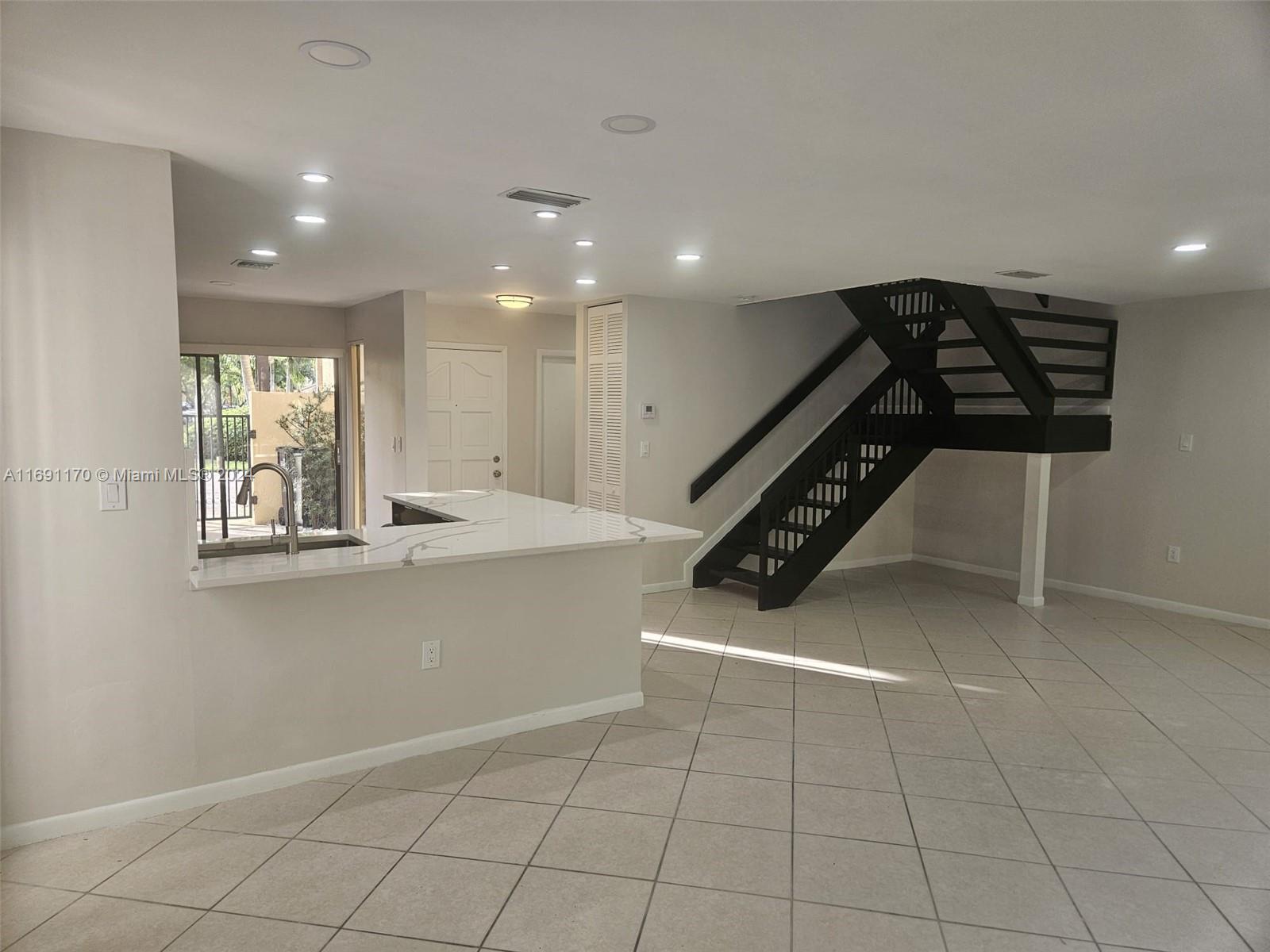 3985 Adra Ave # 55 Unit: E-55