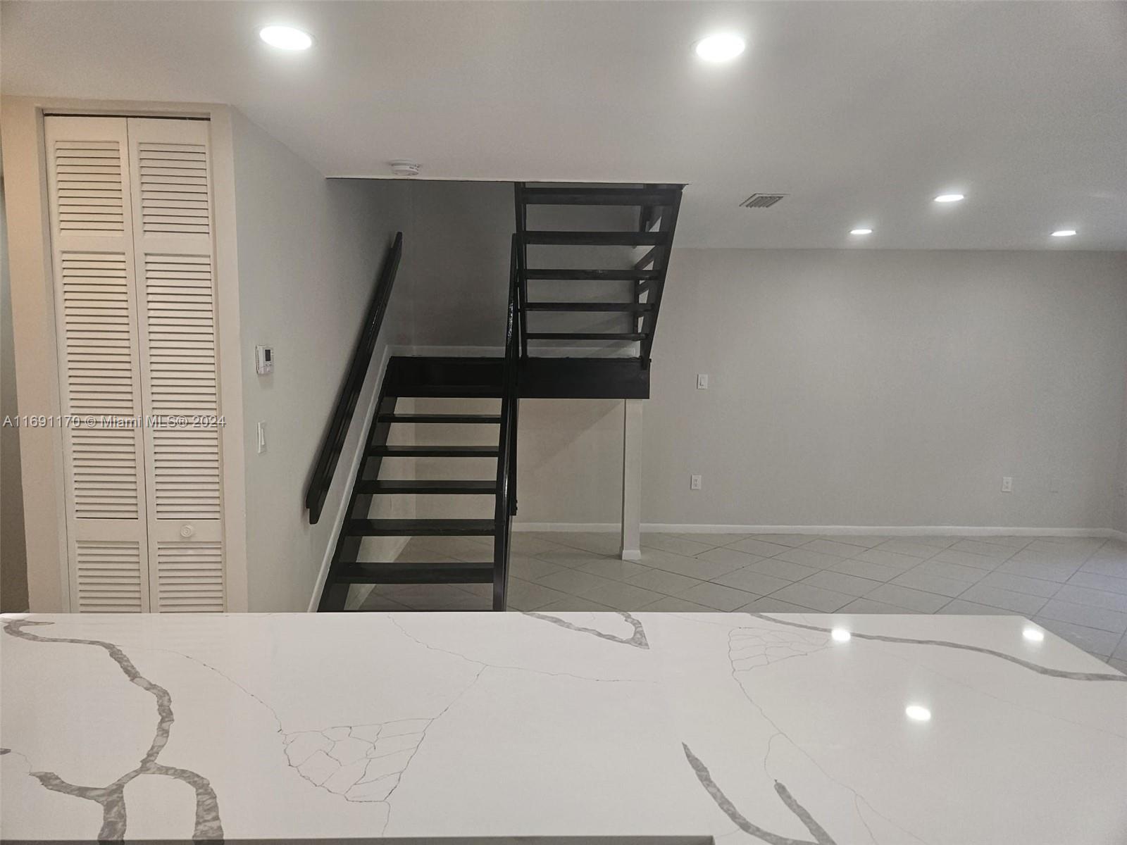 3985 Adra Ave # 55 Unit: E-55