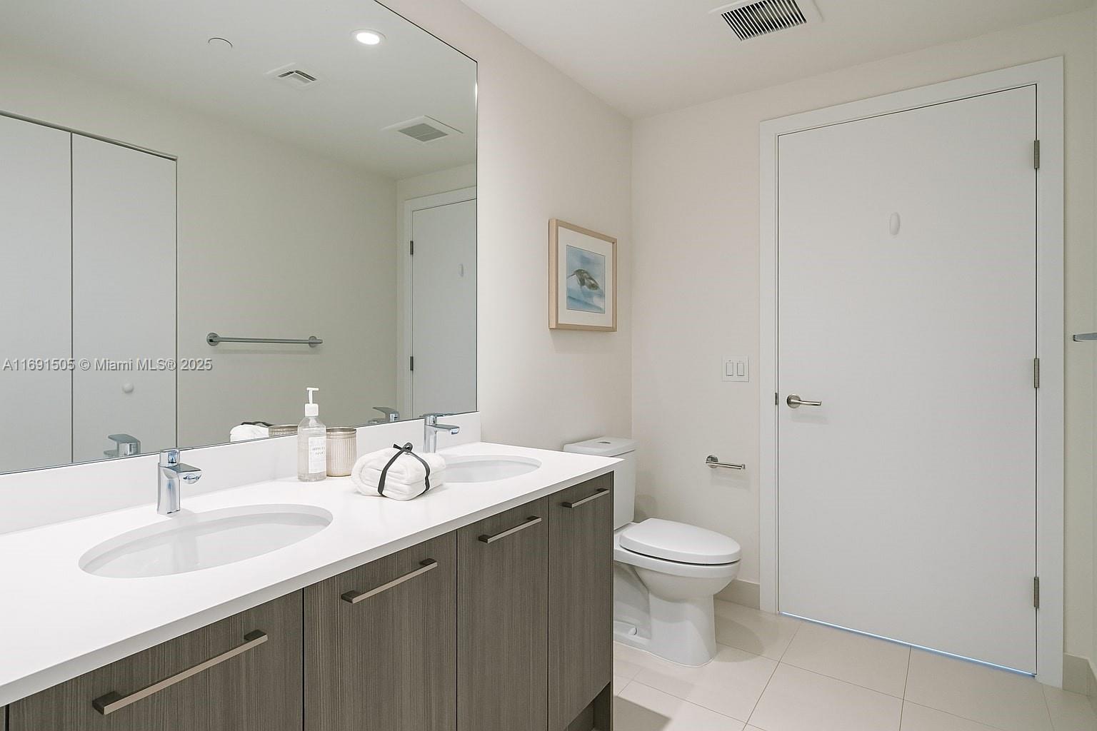 501 NE 31st St # 1204