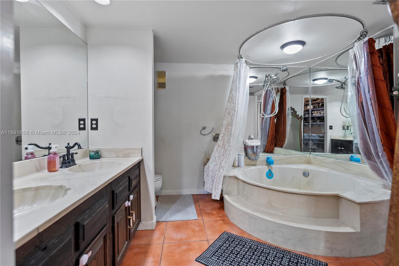 7103 SW 115th Pl # 26 Unit: D-26