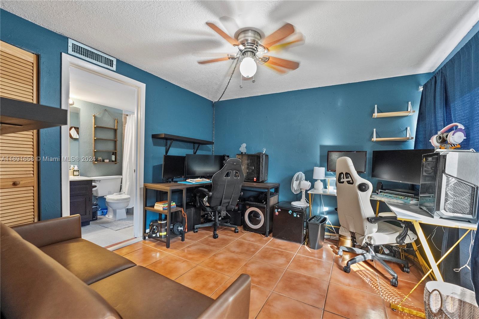 7103 SW 115th Pl # 26 Unit: D-26