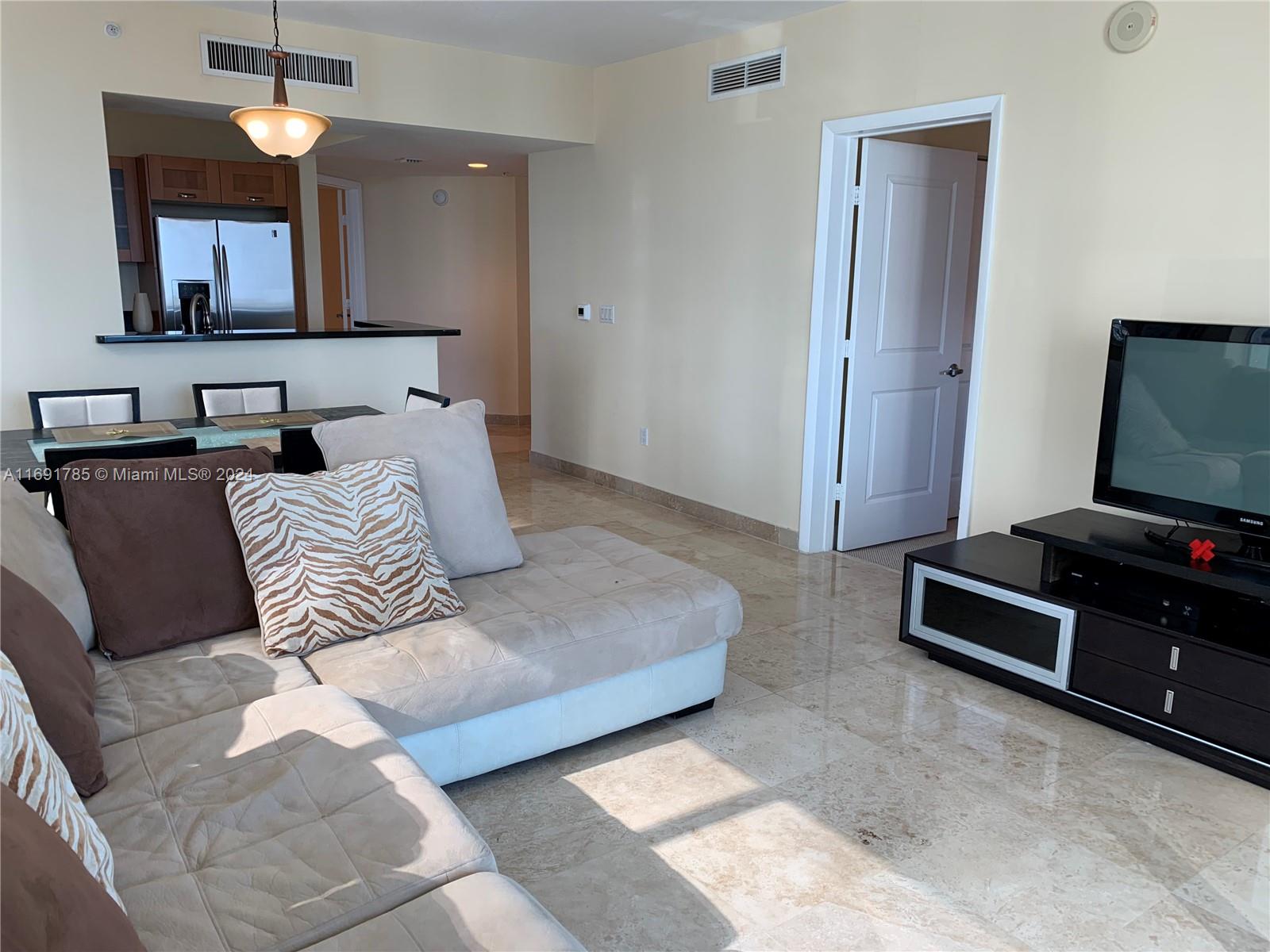 186 SE 12th Ter # 1501