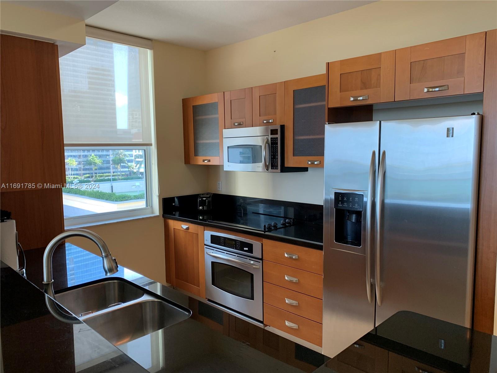 186 SE 12th Ter # 1501