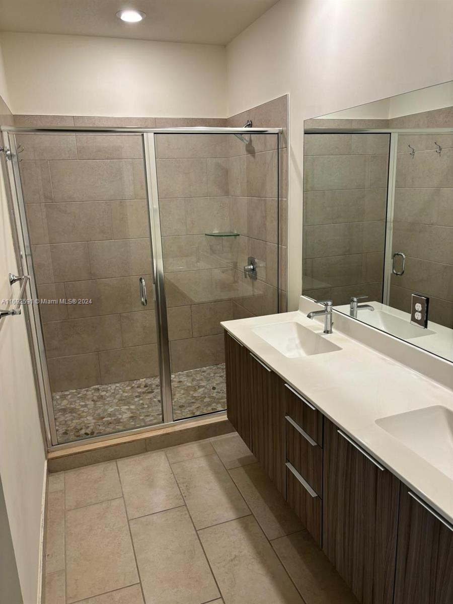 4927 NW 83rd Path