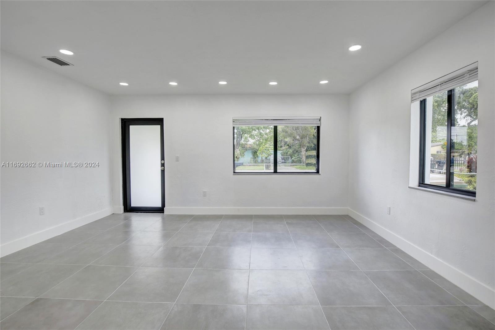 13015 NW 10th Ave