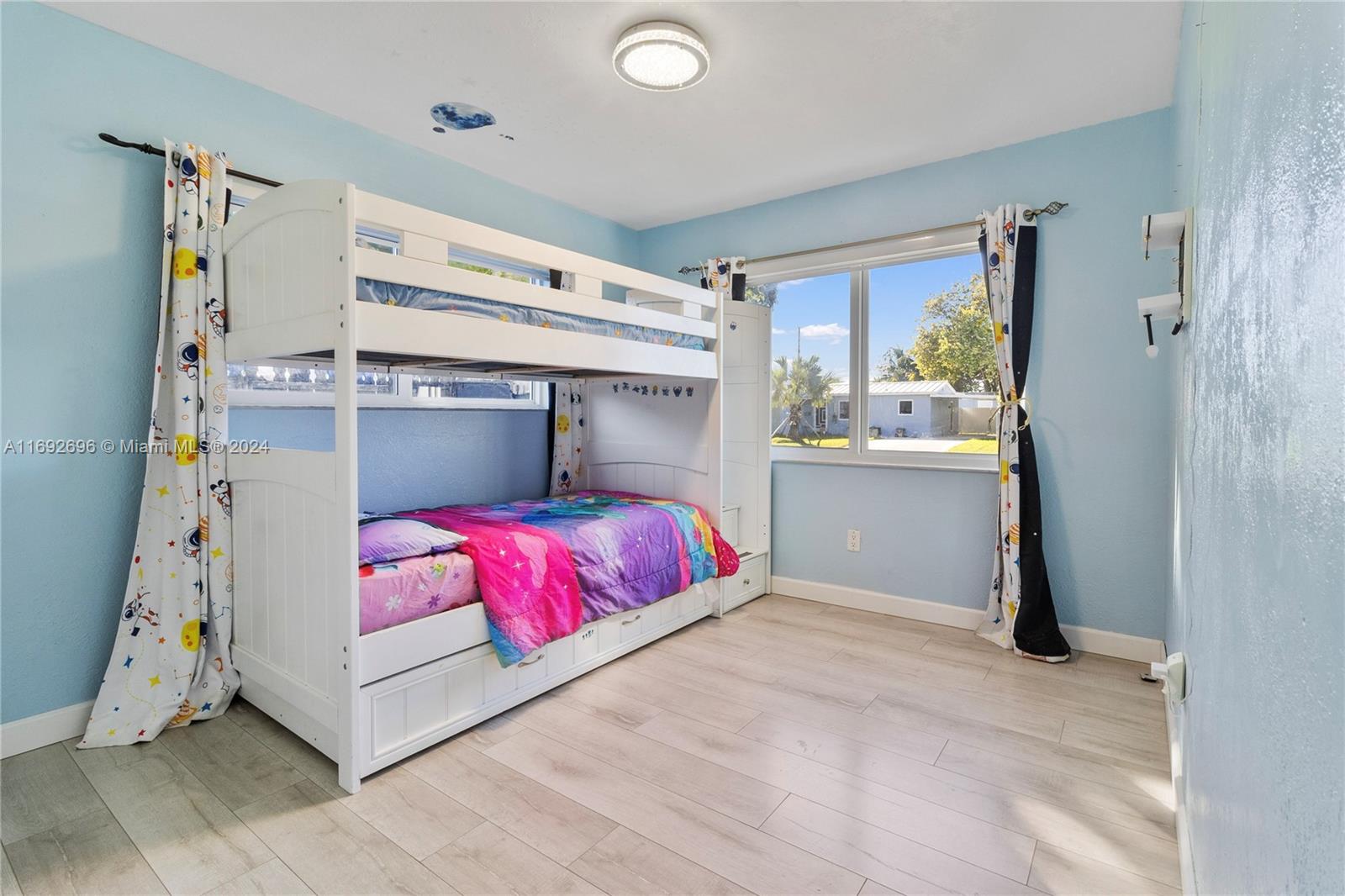 10441 SW 200th Ter