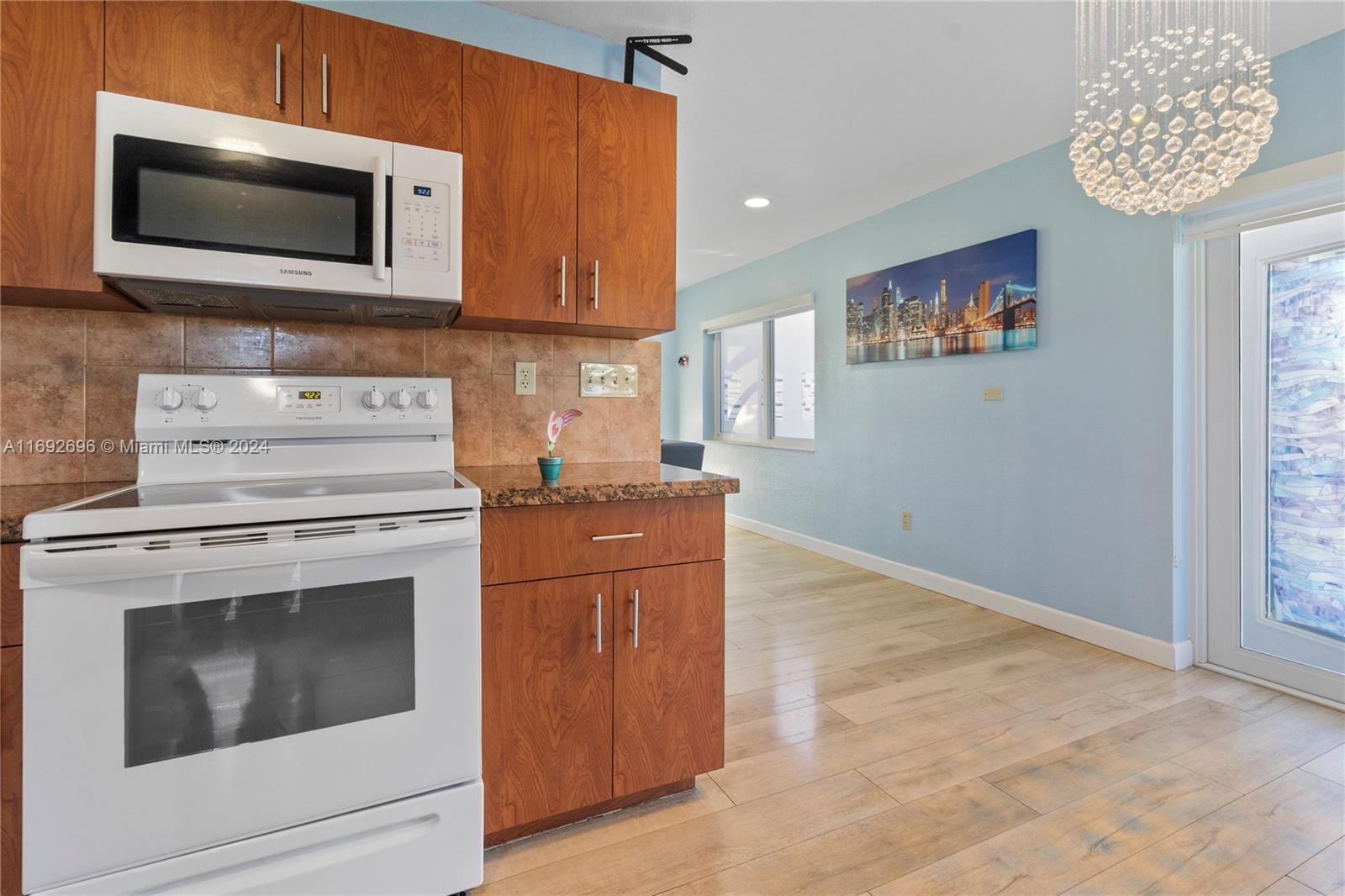 10441 SW 200th Ter