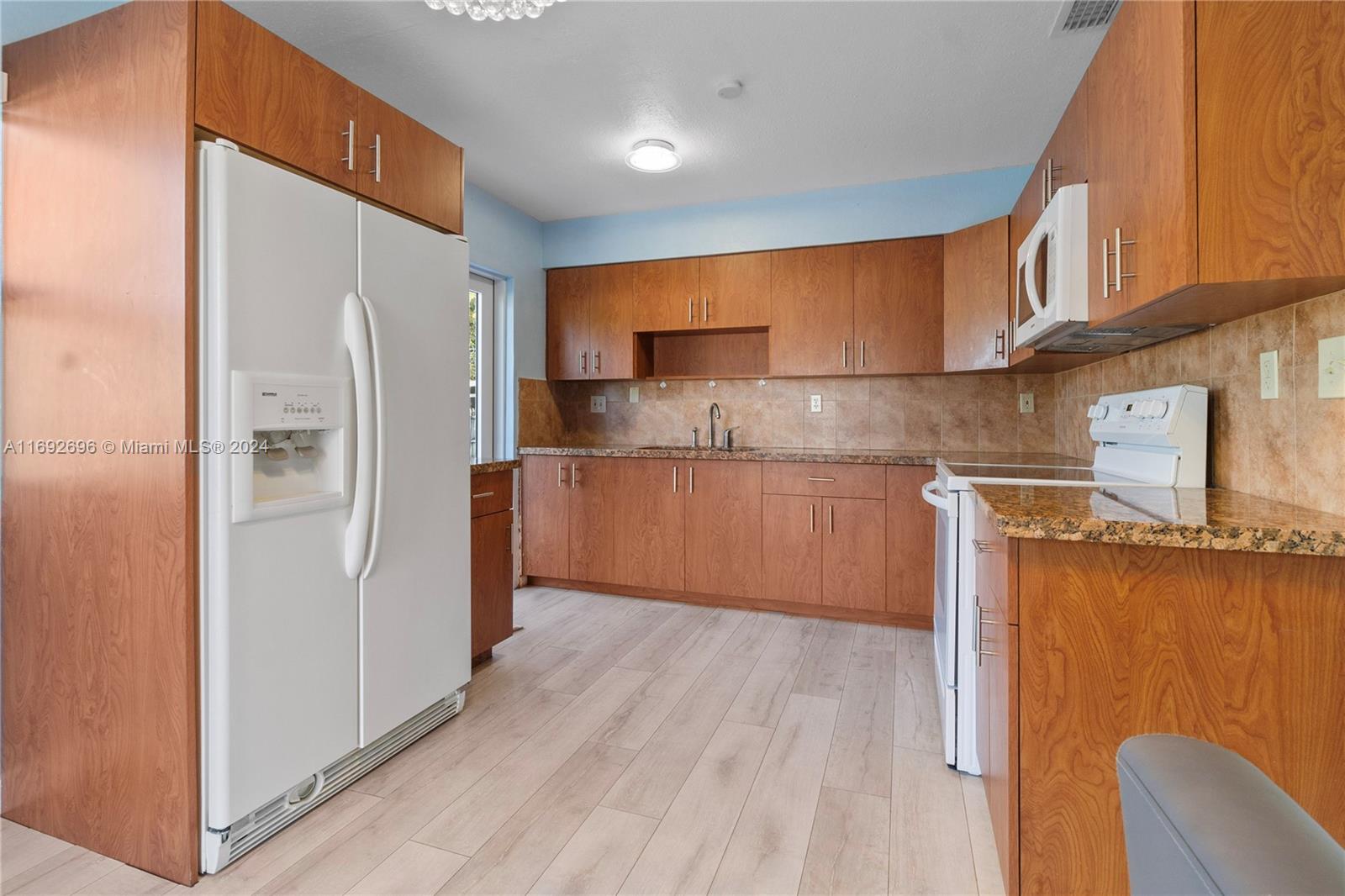 10441 SW 200th Ter