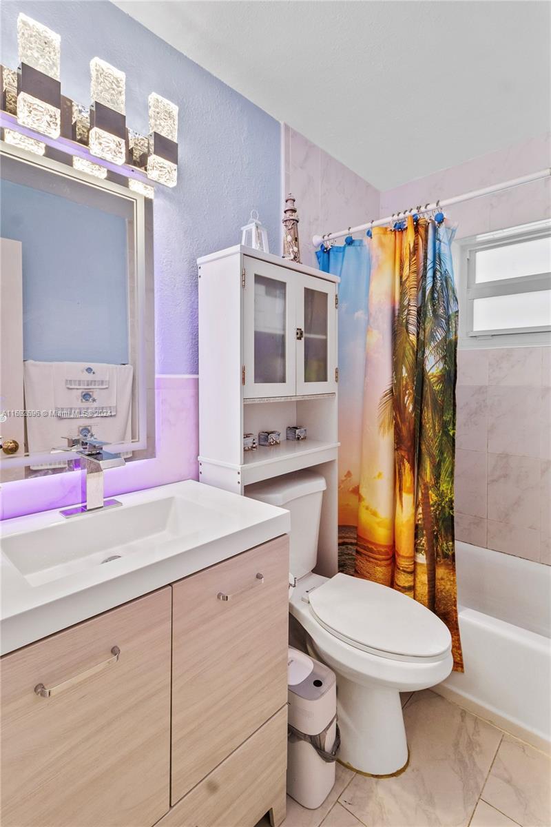 10441 SW 200th Ter