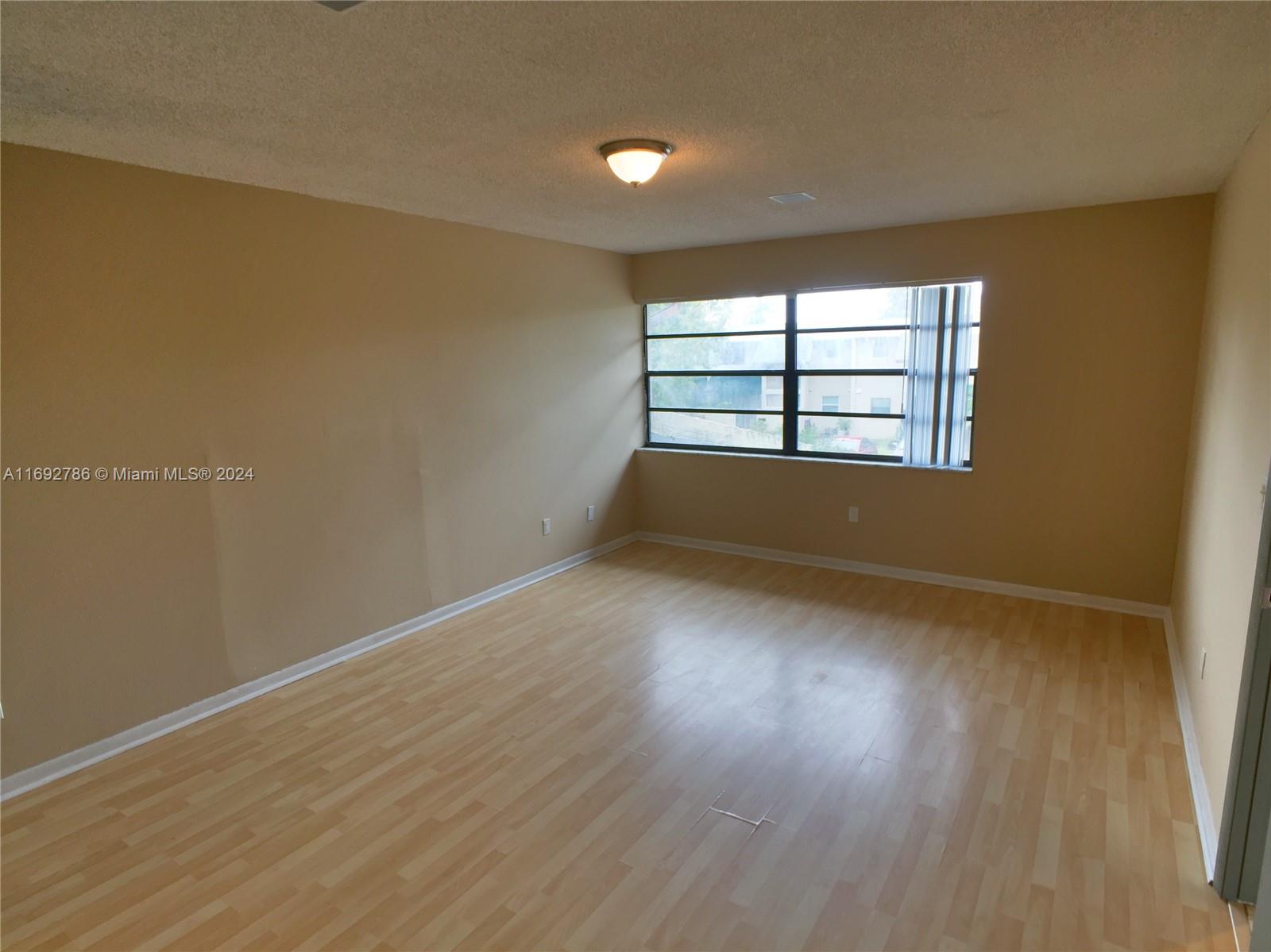 11341 SW 70th Ter # 11341