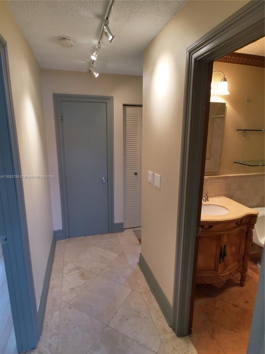 11341 SW 70th Ter # 11341