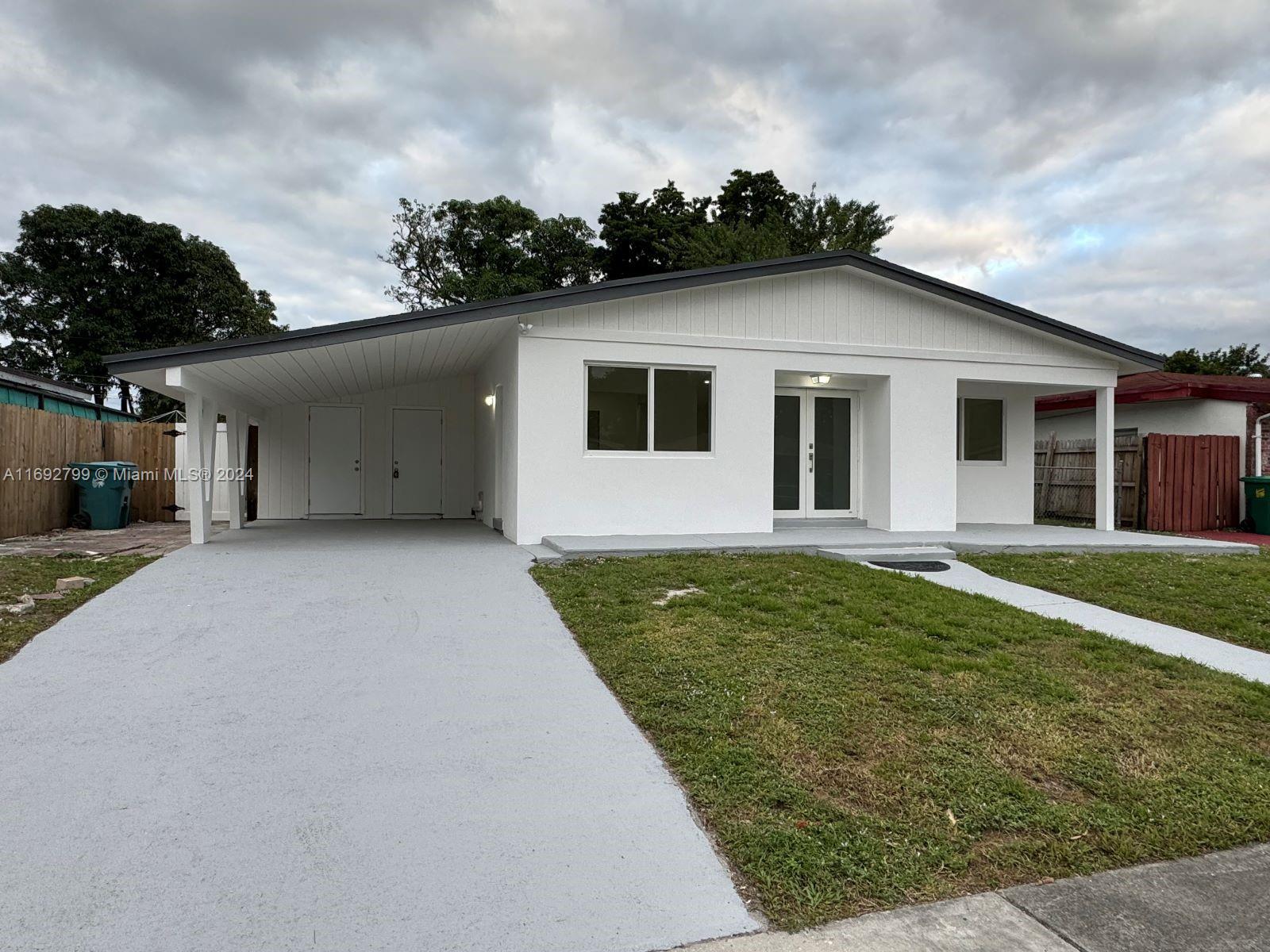 230 NW 33rd Ter