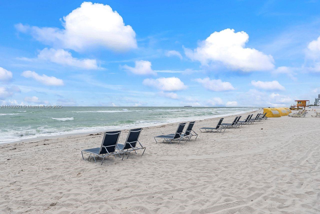 6301 Collins Ave # 1508