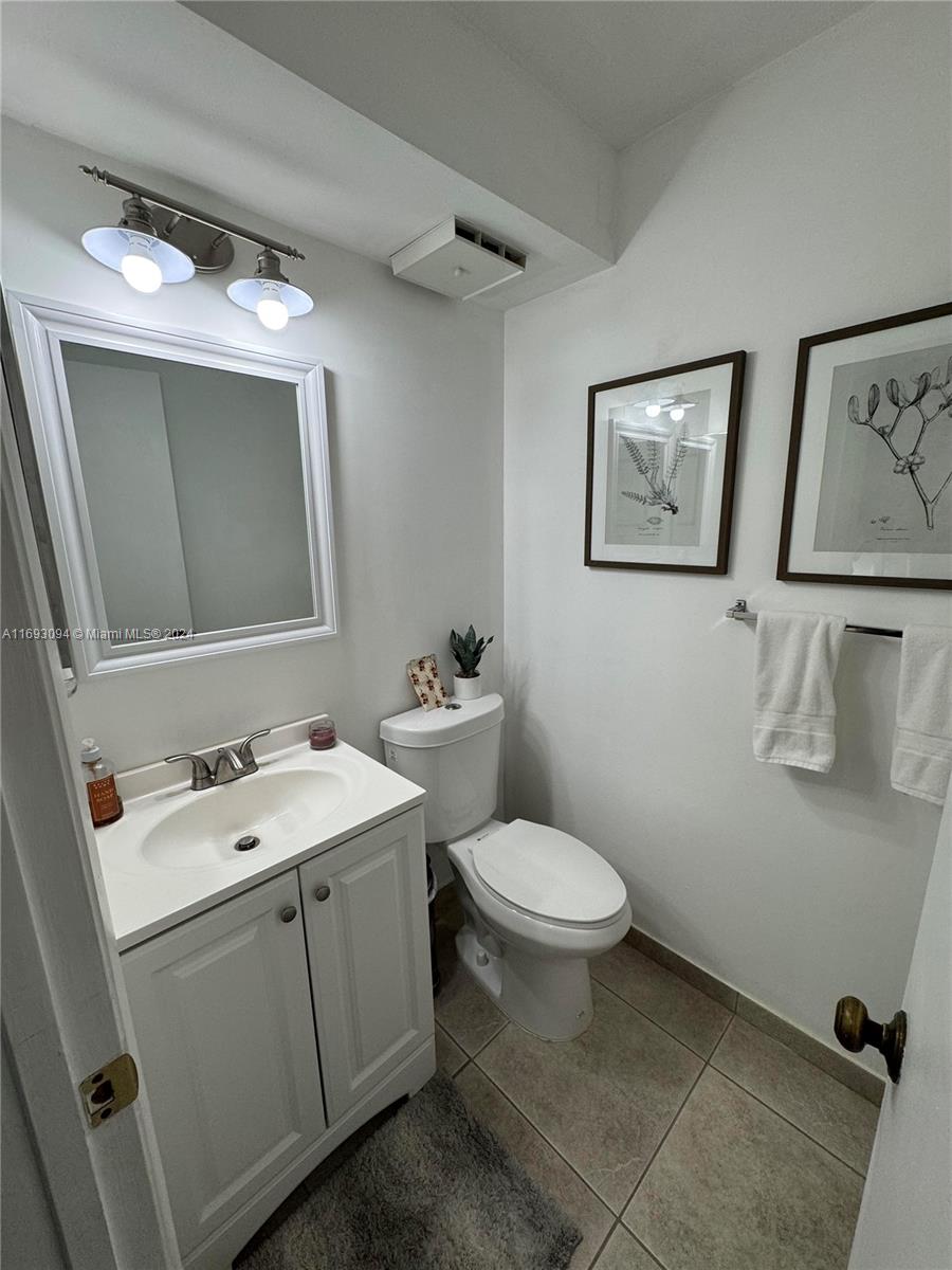 4550 SW 68th Ct Cir # 8 Unit: 52-8