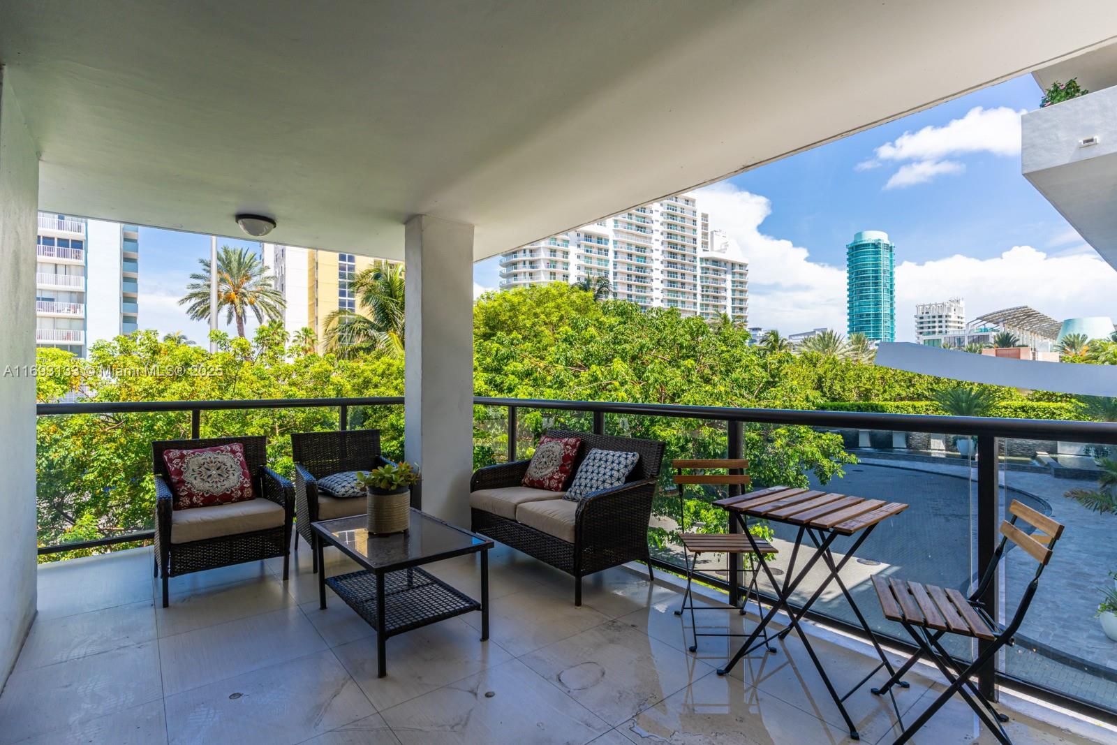 5845 Collins Ave # 201