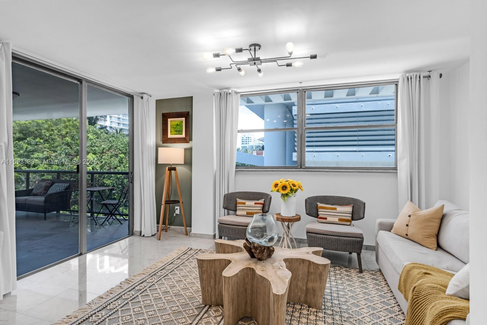 5845 Collins Ave # 201