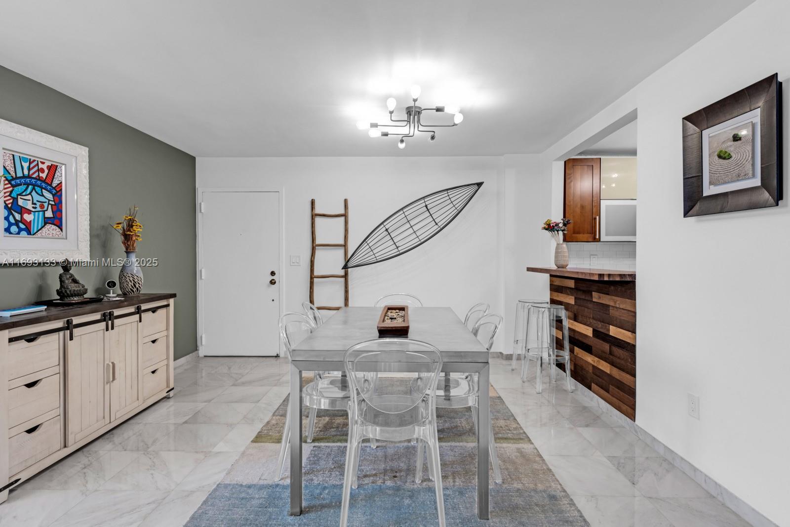 5845 Collins Ave # 201