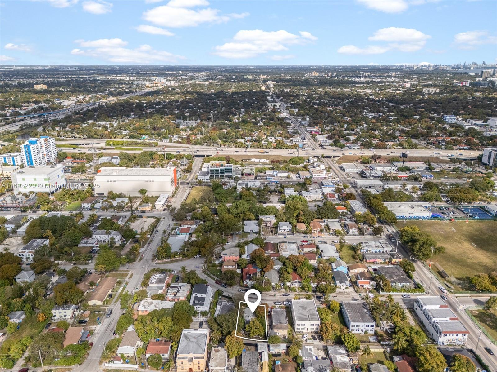 260 NW 34th St