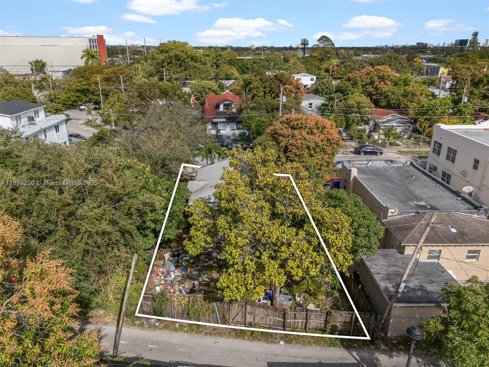 260 NW 34th St